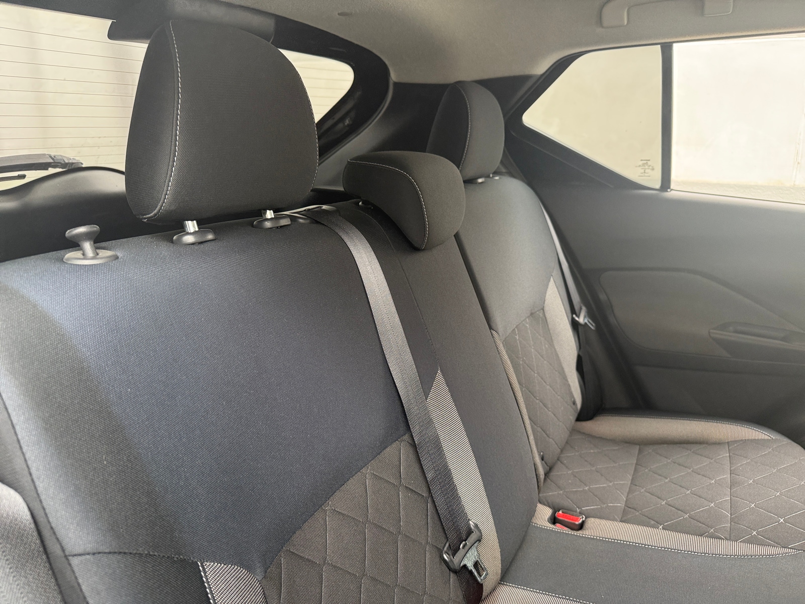 Thumbnail: 2018 Nissan Kicks - 6