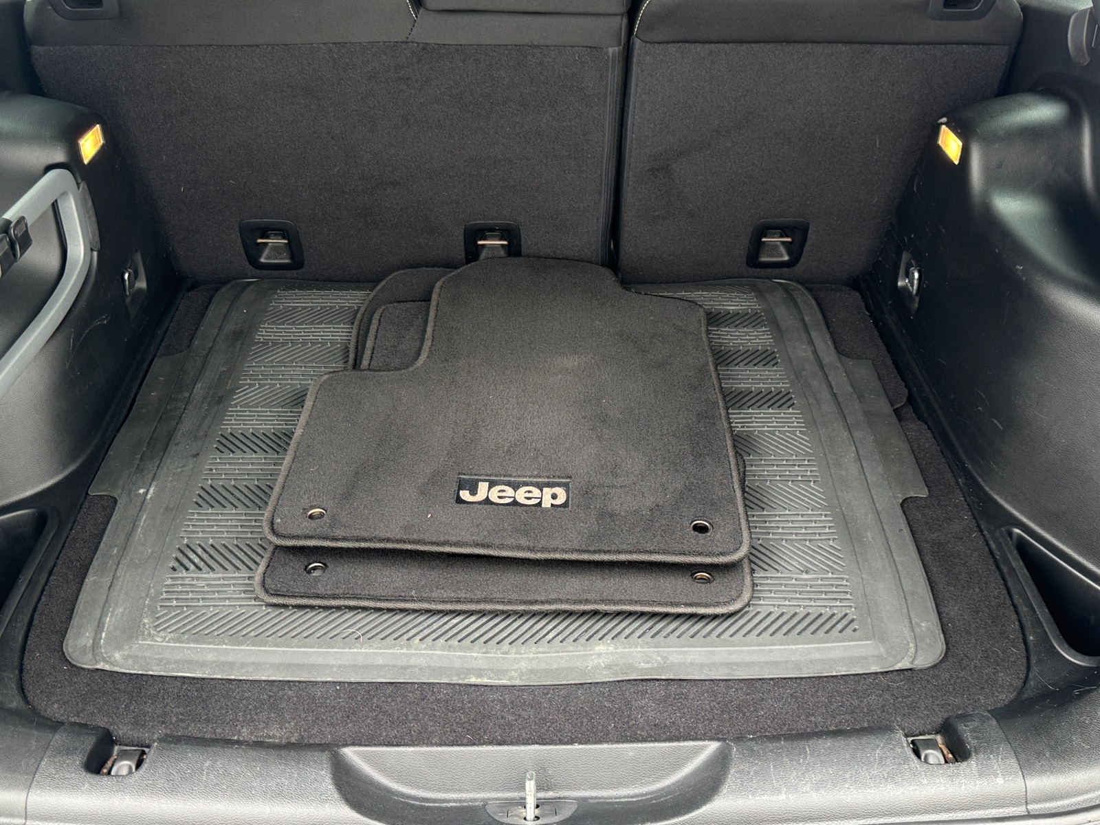 Thumbnail: 2014 Jeep Cherokee - 7