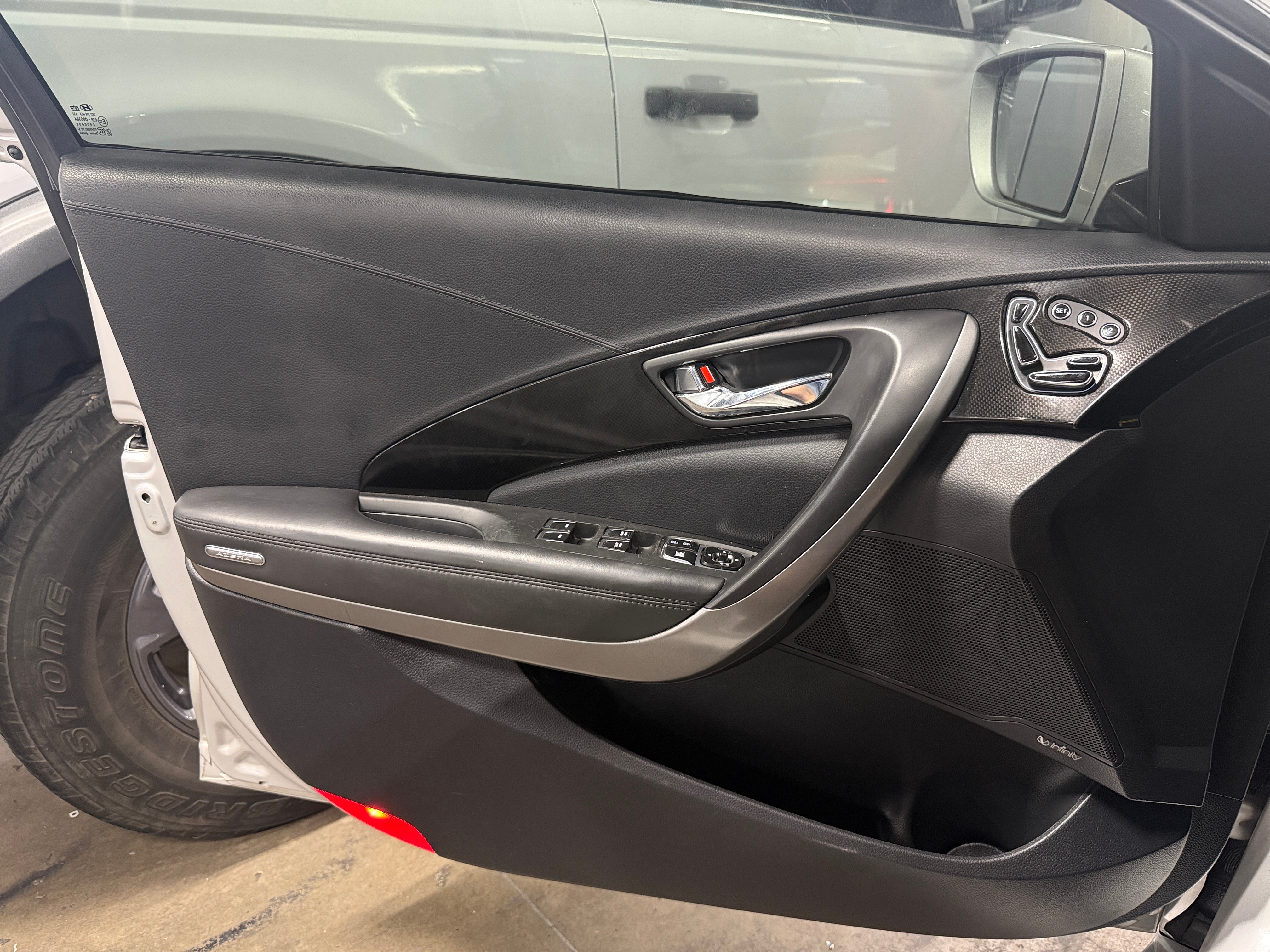 2017 Hyundai Azera