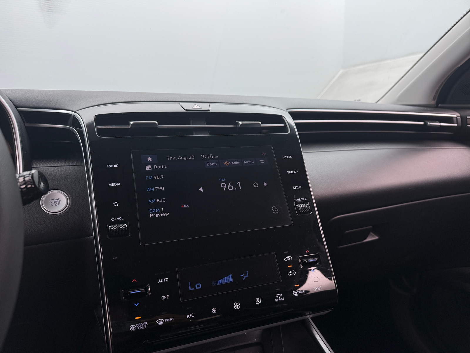 Thumbnail: 2022 Hyundai Tucson - 4