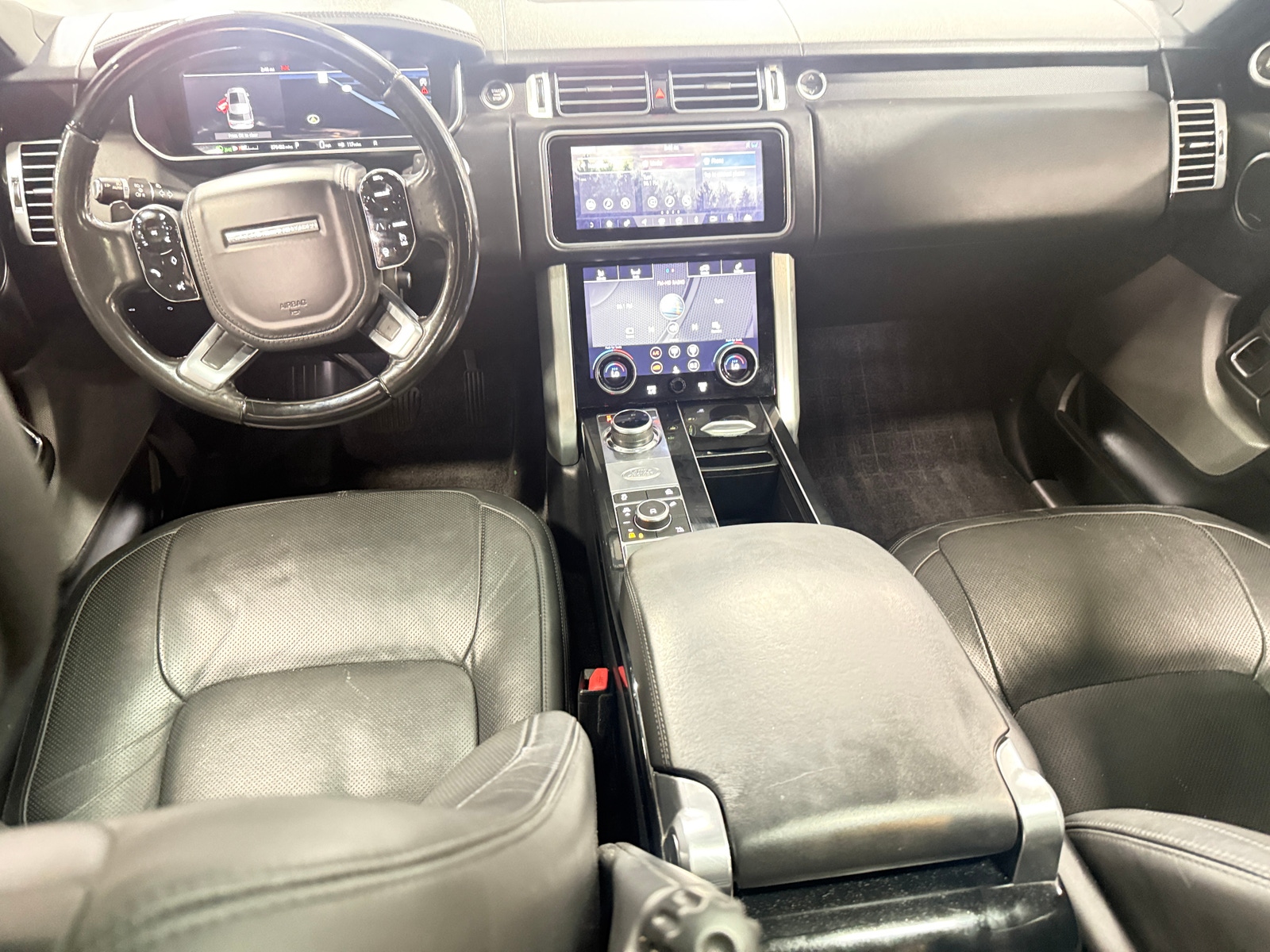 Thumbnail: 2019 Land Rover Range Rover - 2
