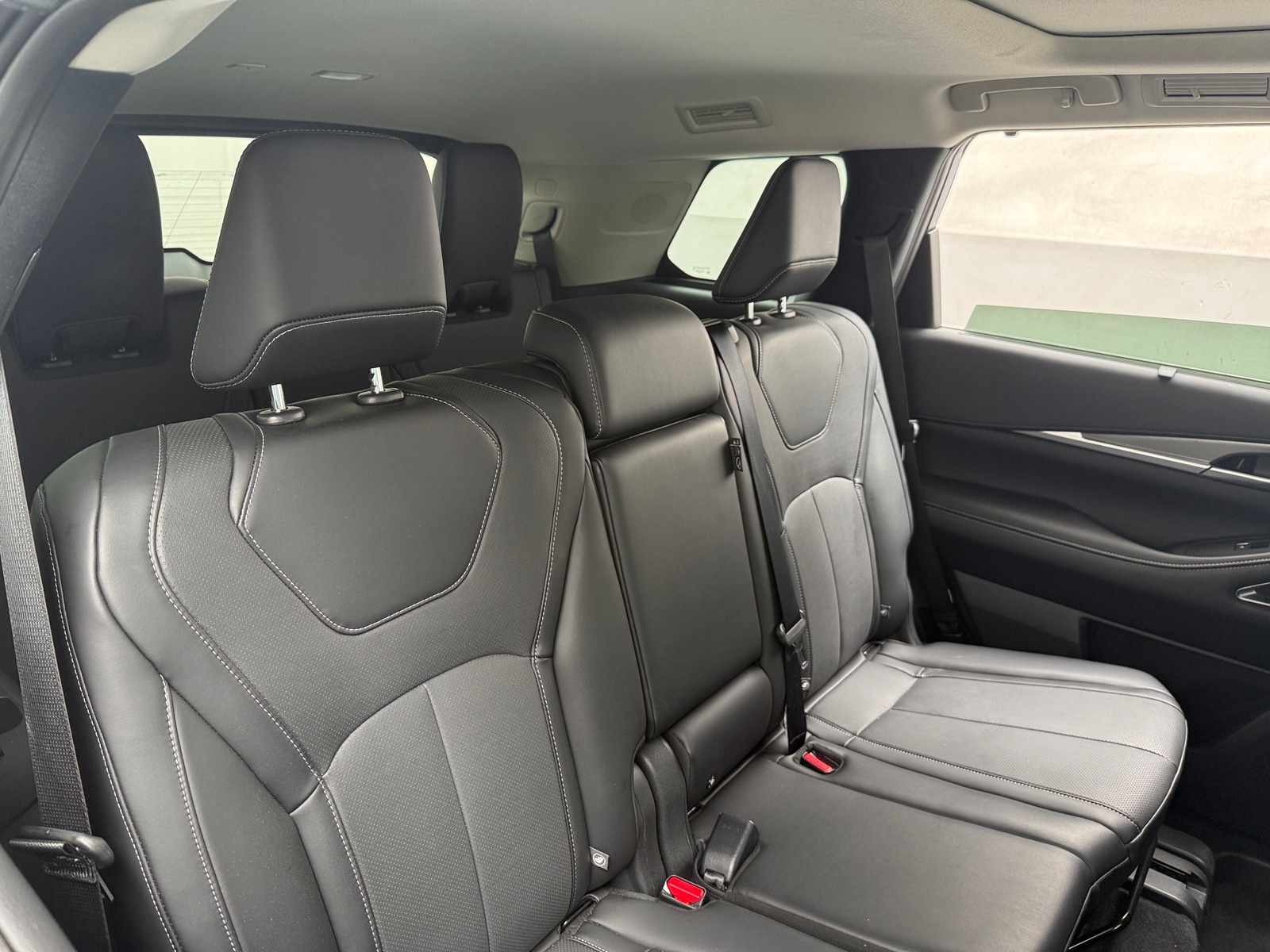 Thumbnail: 2026 INFINITI QX60 - 5