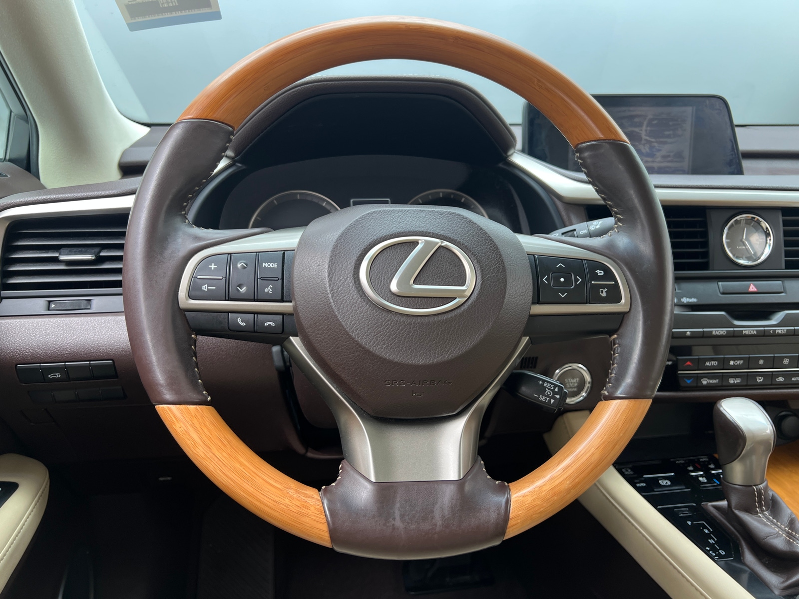 Thumbnail: 2016 Lexus RX - 4