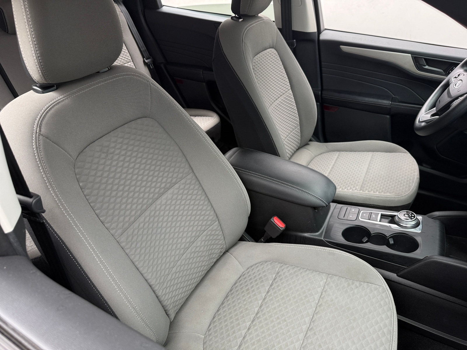 Thumbnail: 2022 Ford Escape - 2