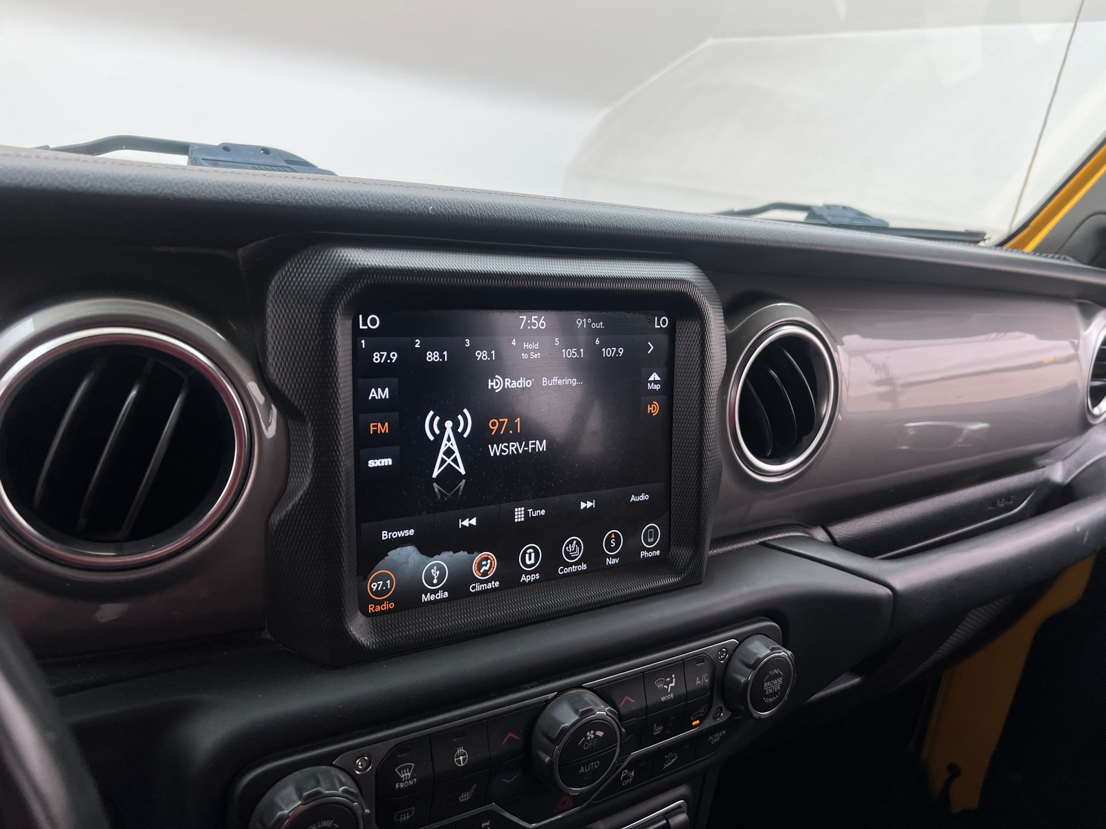 Thumbnail: 2019 Jeep Wrangler - 4