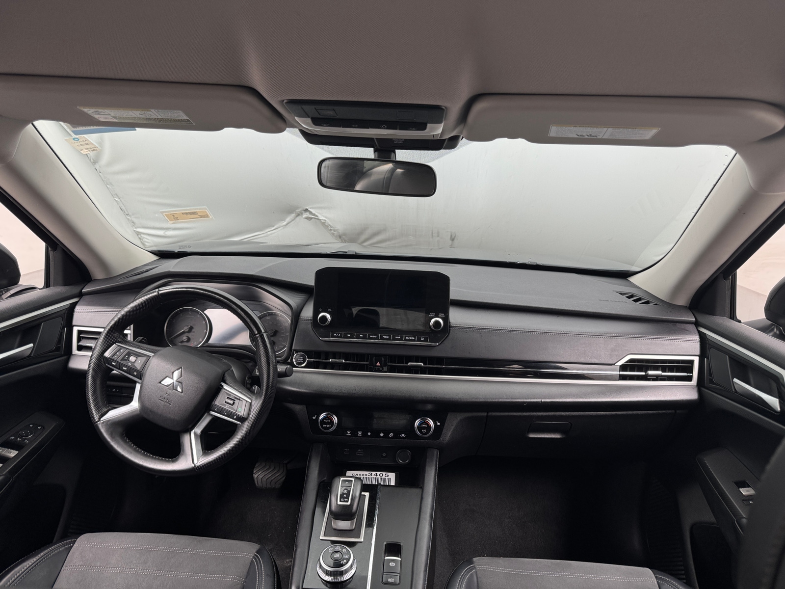 Thumbnail: 2024 Mitsubishi Outlander - 2
