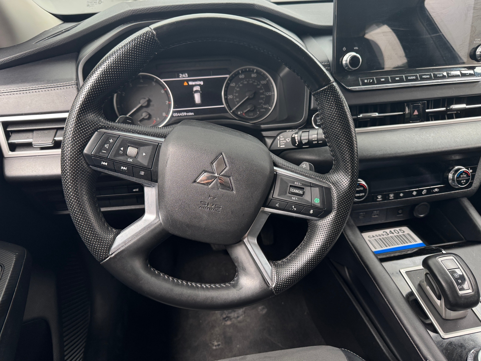Thumbnail: 2024 Mitsubishi Outlander - 4