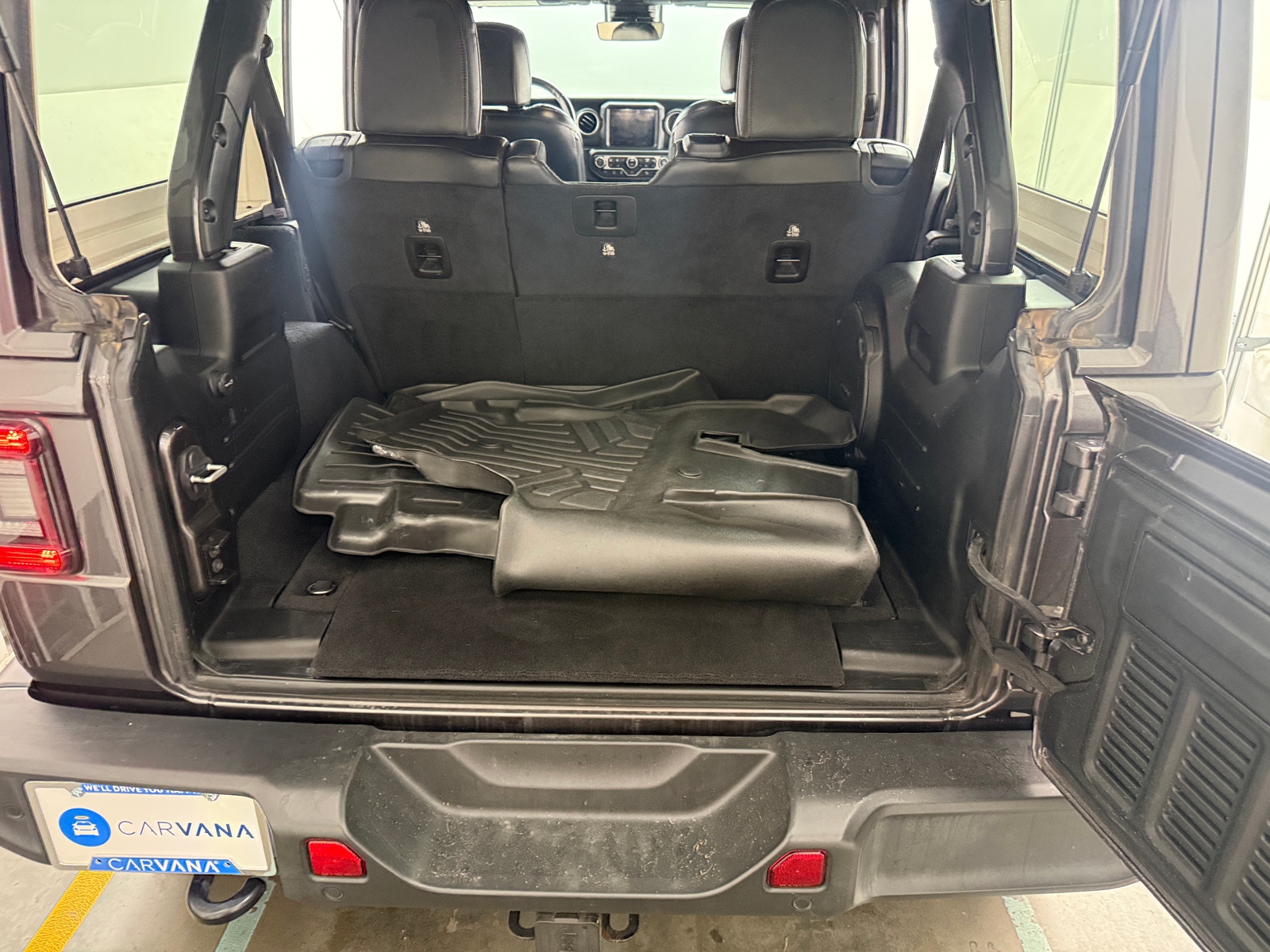Thumbnail: 2021 Jeep Wrangler - 6