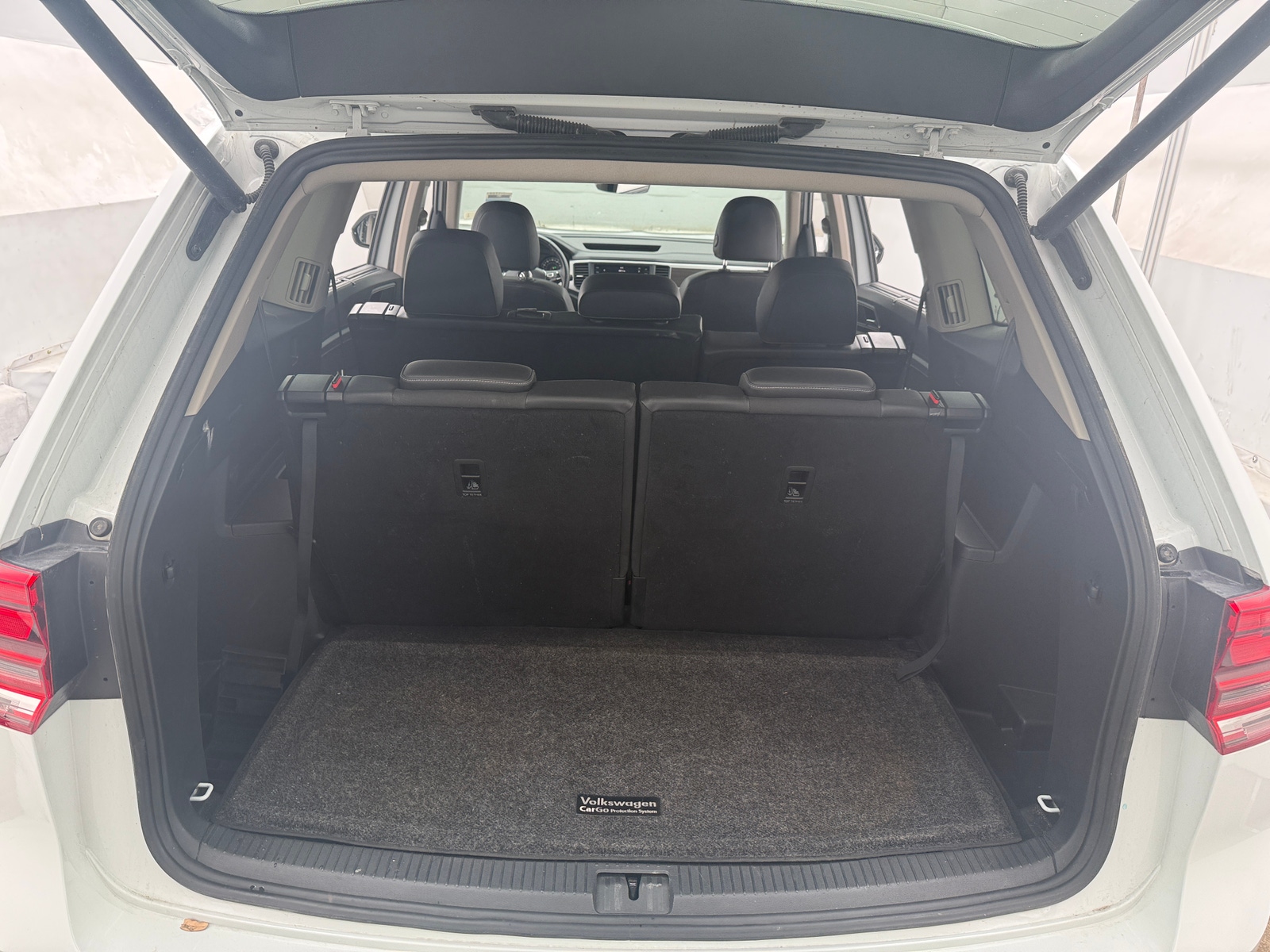 Thumbnail: 2019 Volkswagen Atlas - 6