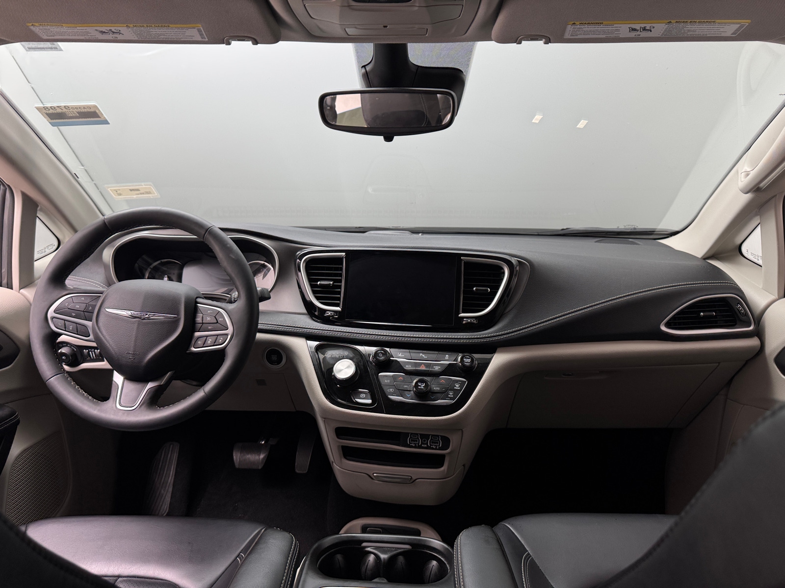 Thumbnail: 2023 Chrysler Pacifica - 2