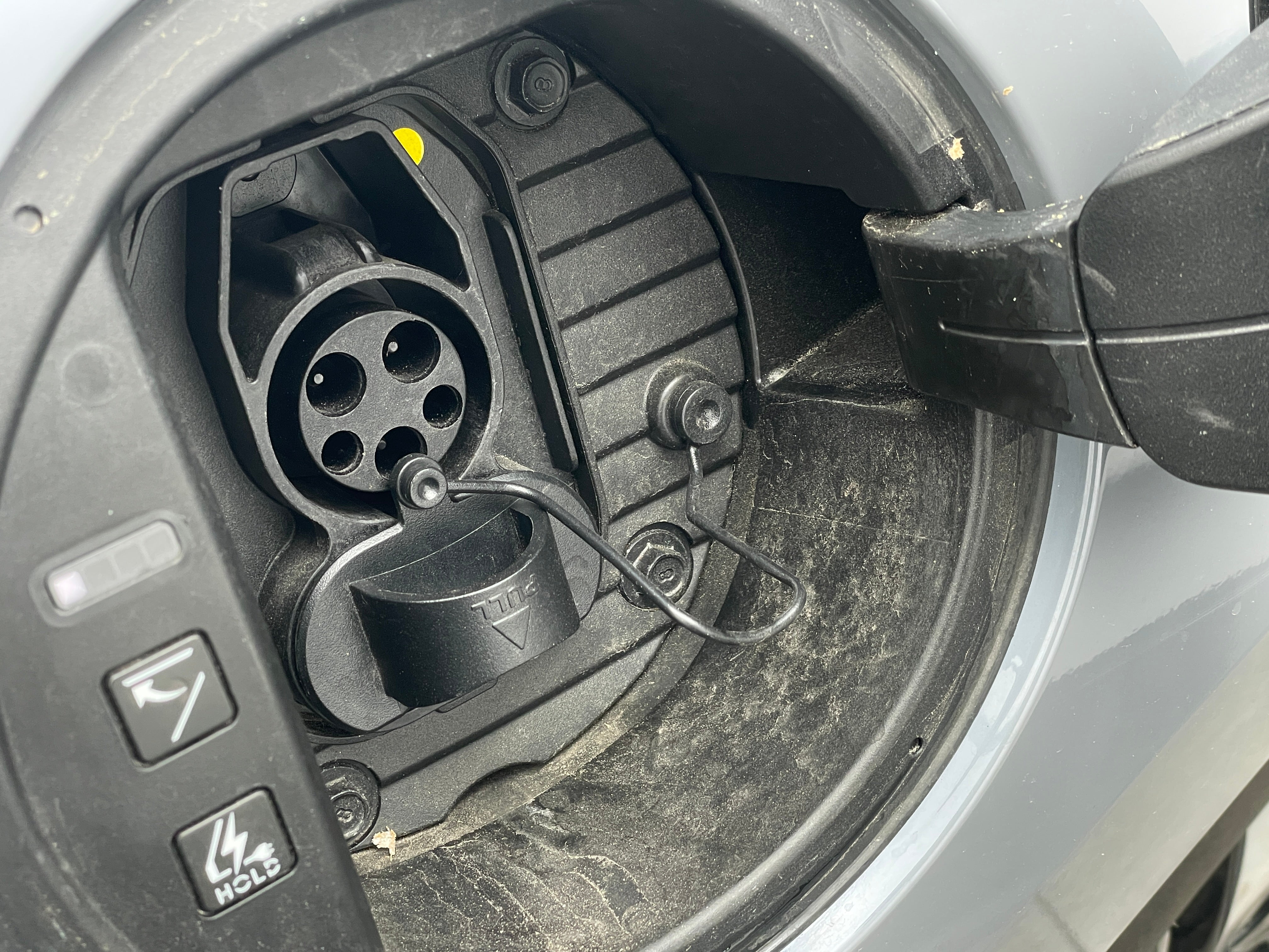 Used 2024 Hyundai IONIQ 6 SE with VIN KMHM24AA2RA074646 for sale in Oak Creek, WI