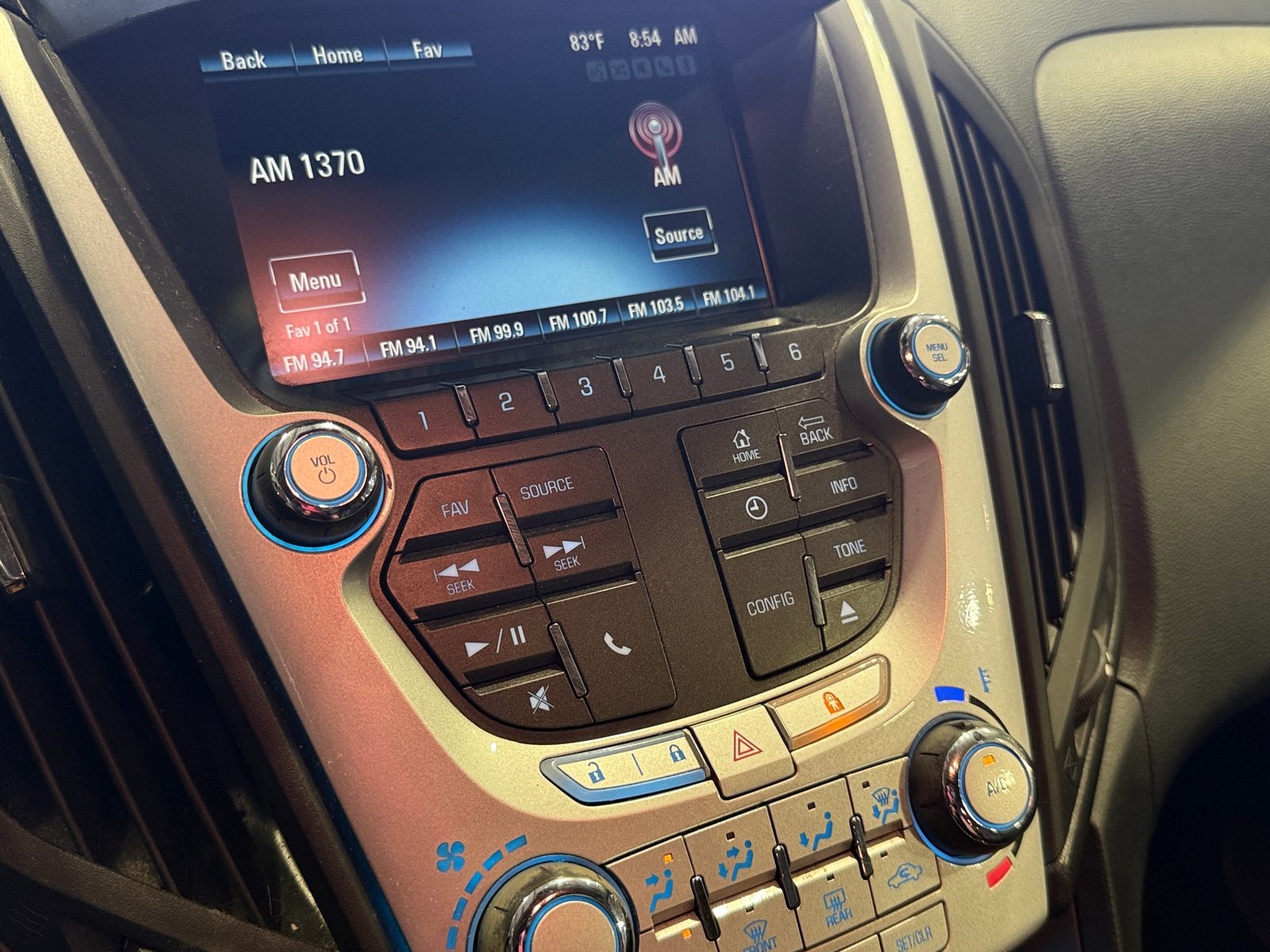 Thumbnail: 2015 Chevrolet Equinox - 4