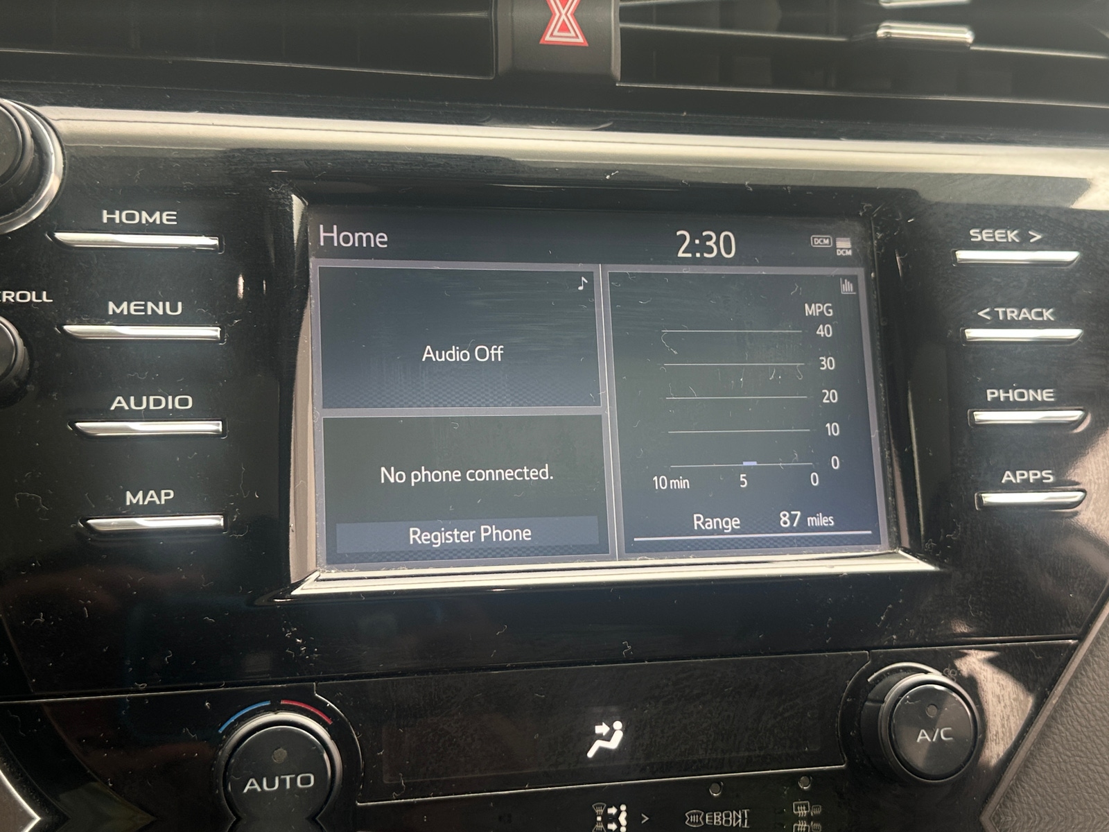 Thumbnail: 2019 Toyota Camry - 4