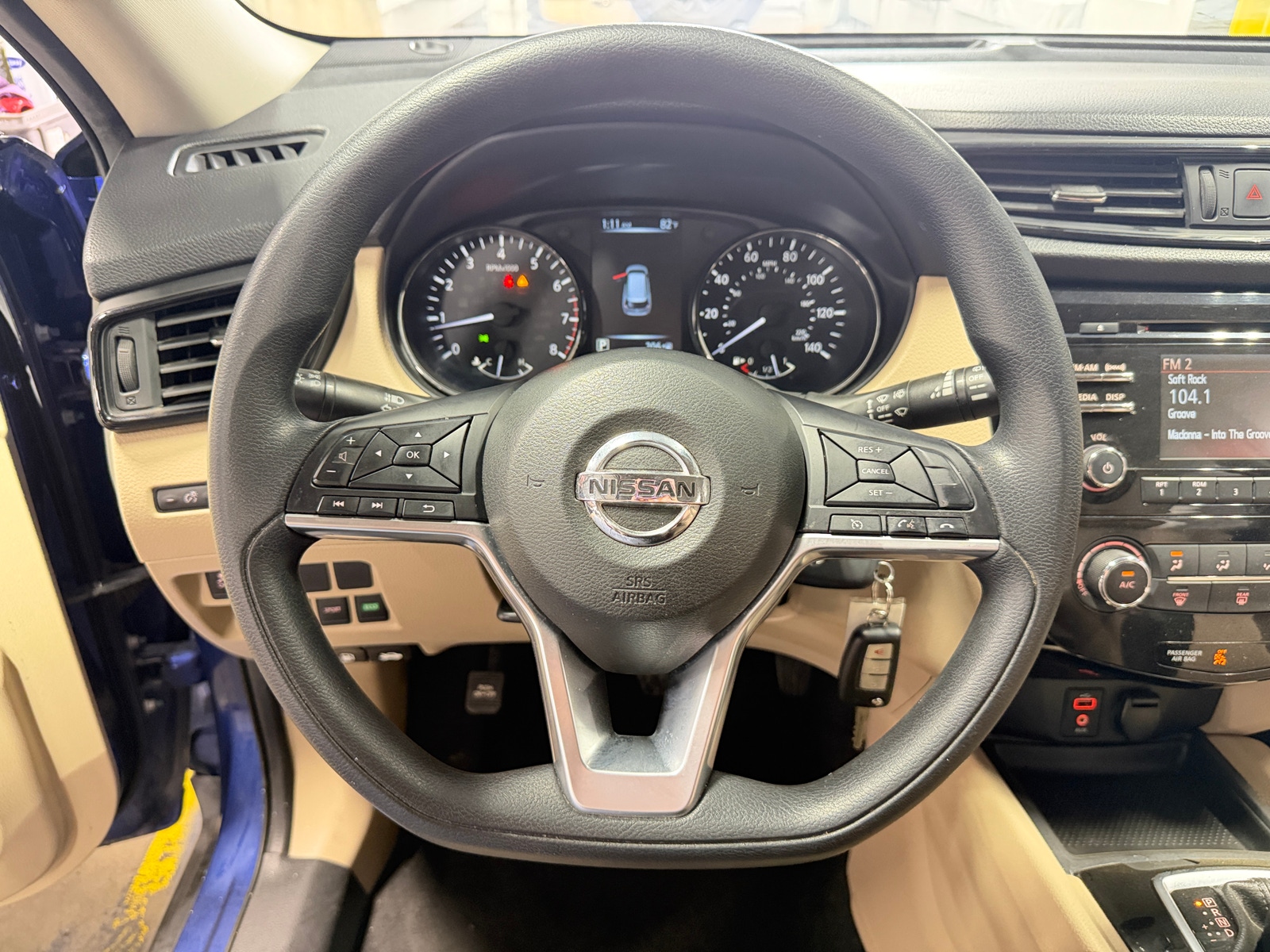 Thumbnail: 2017 Nissan Rogue - 5