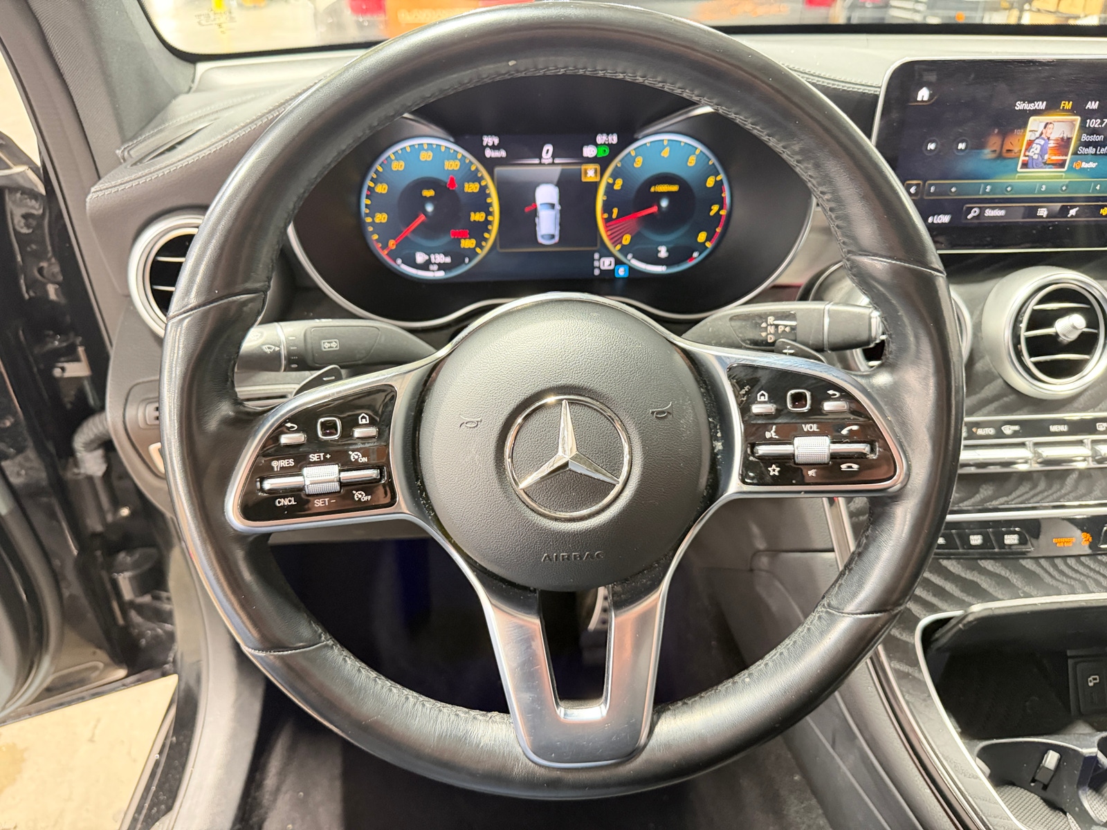Thumbnail: 2023 Mercedes-Benz GLC - 4