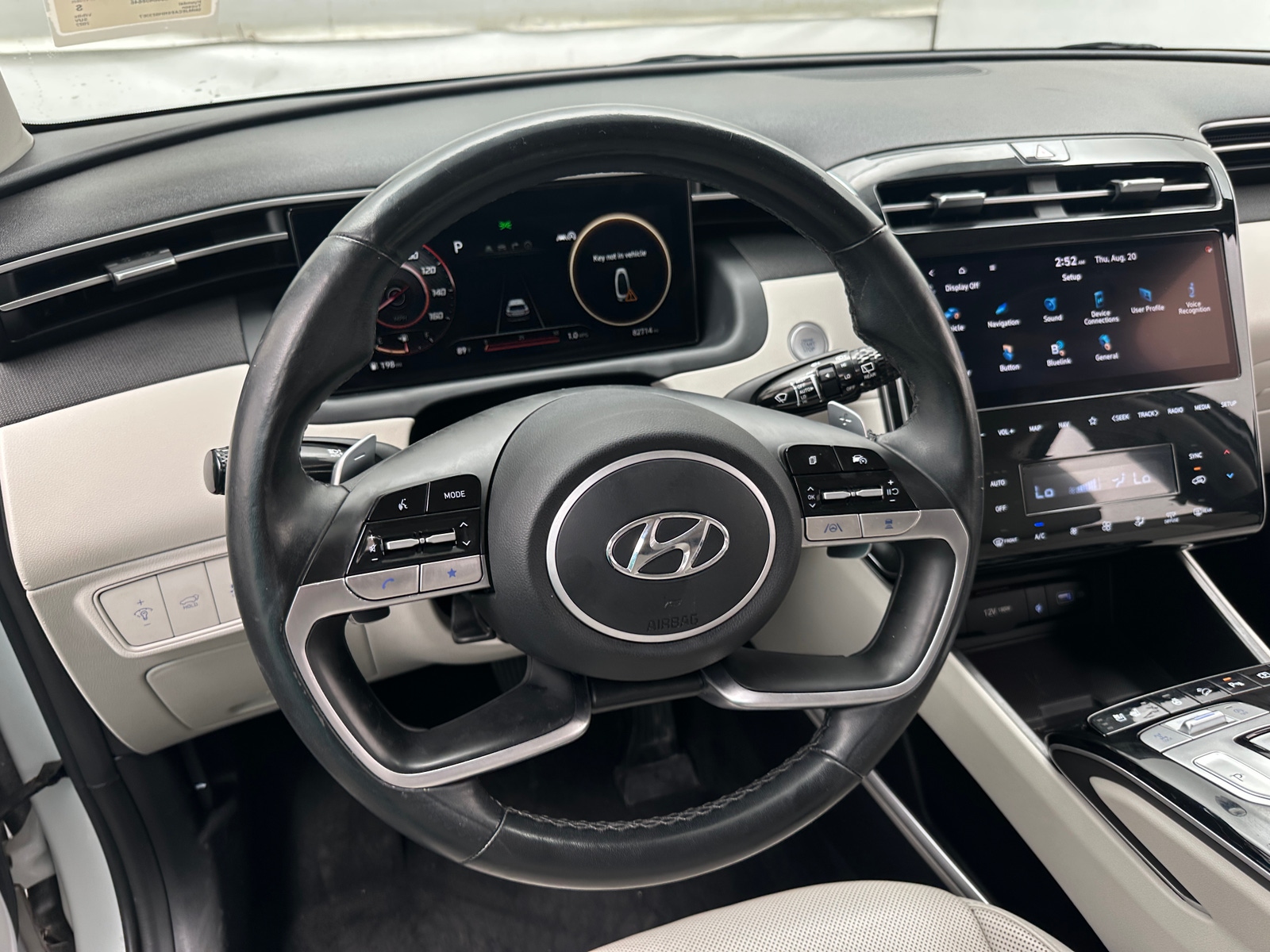 Thumbnail: 2022 Hyundai Tucson - 4