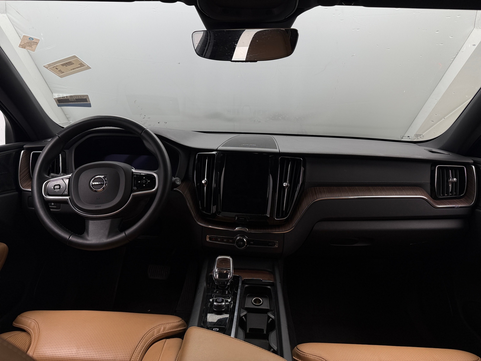 Thumbnail: 2023 Volvo XC60 - 2