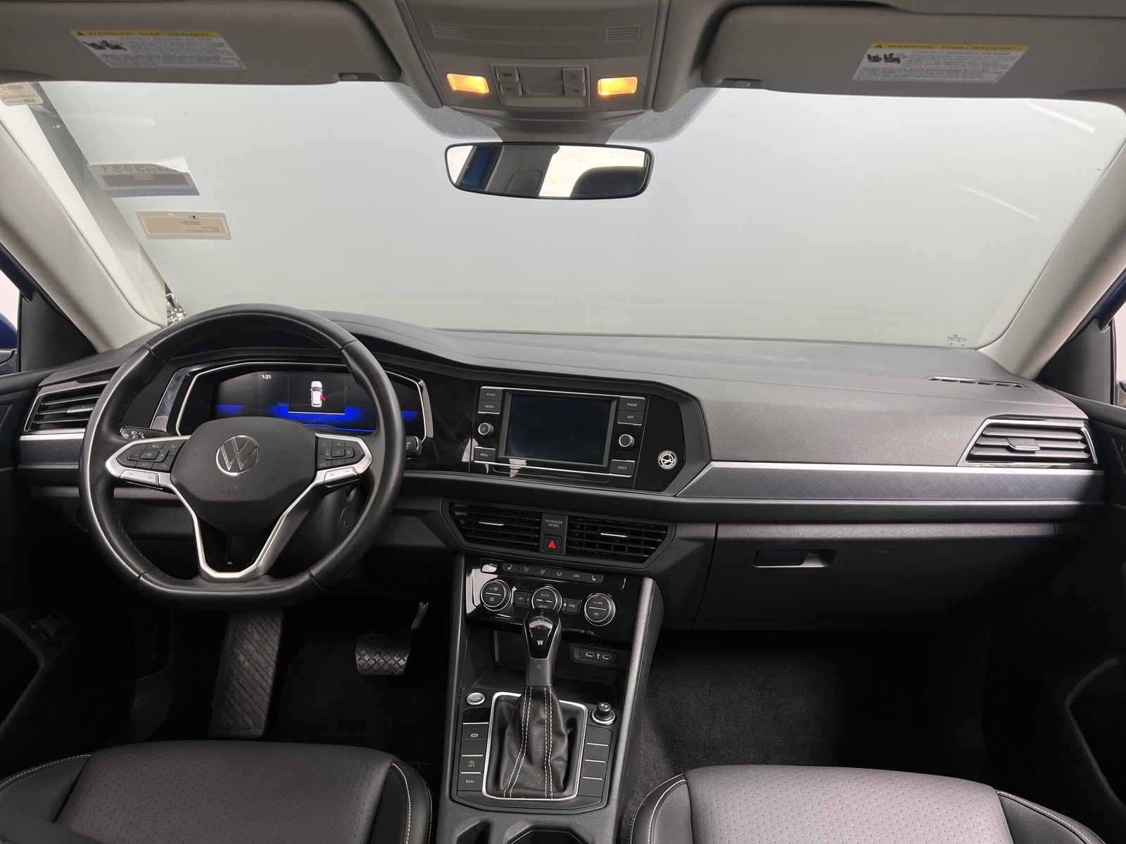 Thumbnail: 2024 Volkswagen Jetta - 2