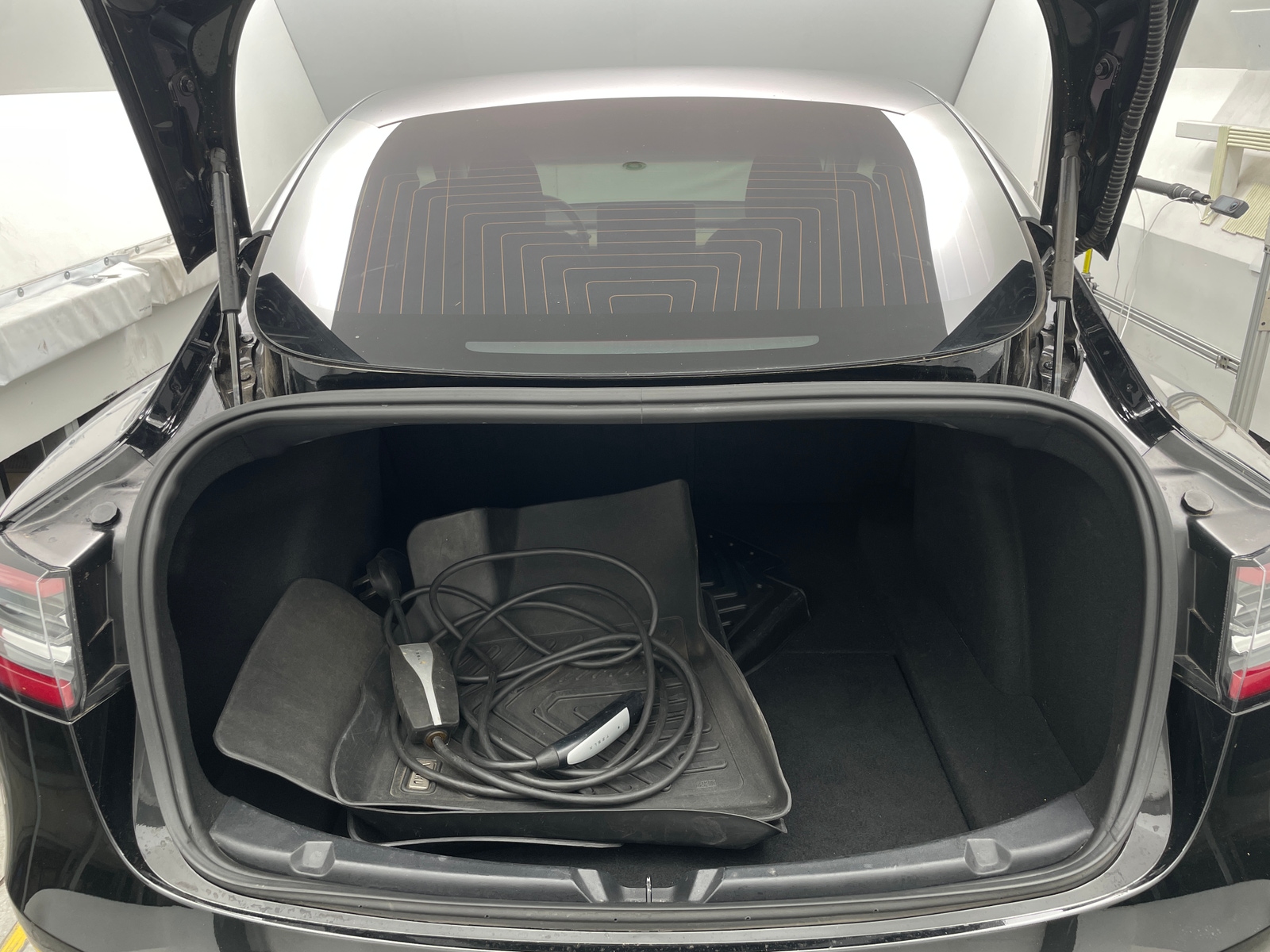 Thumbnail: 2018 Tesla Model 3 - 6