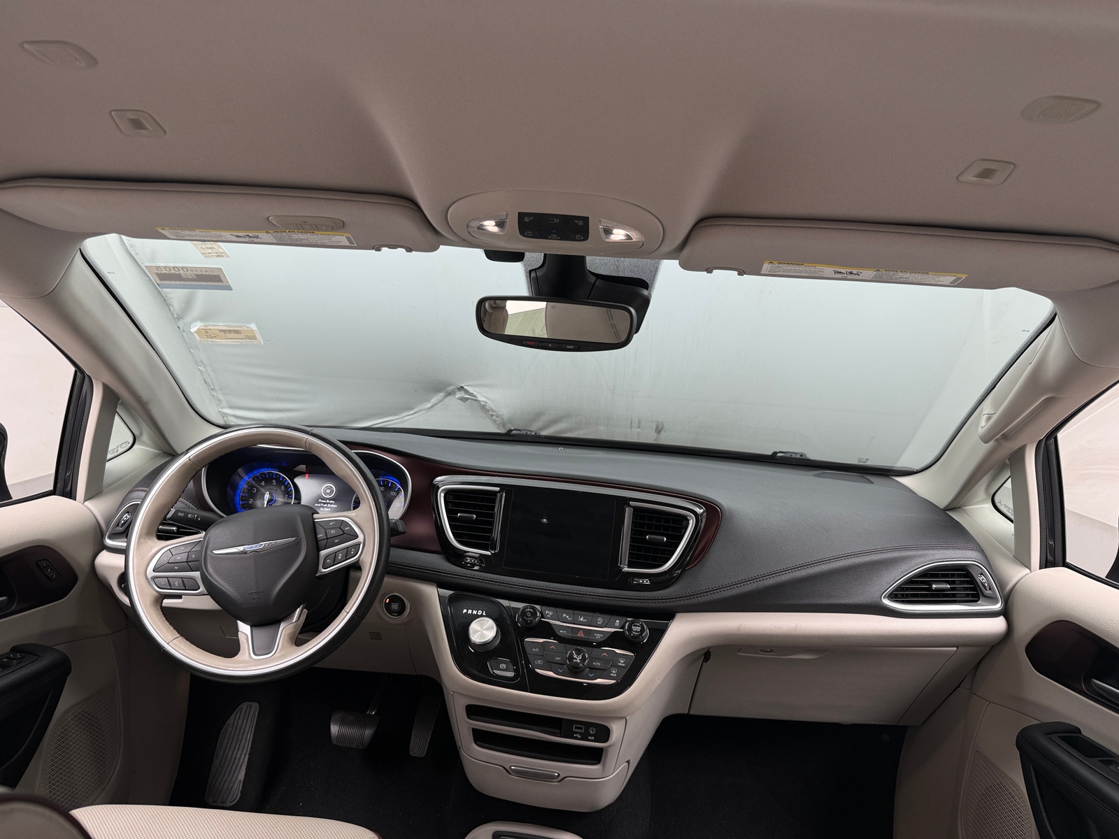 Thumbnail: 2019 Chrysler Pacifica - 2