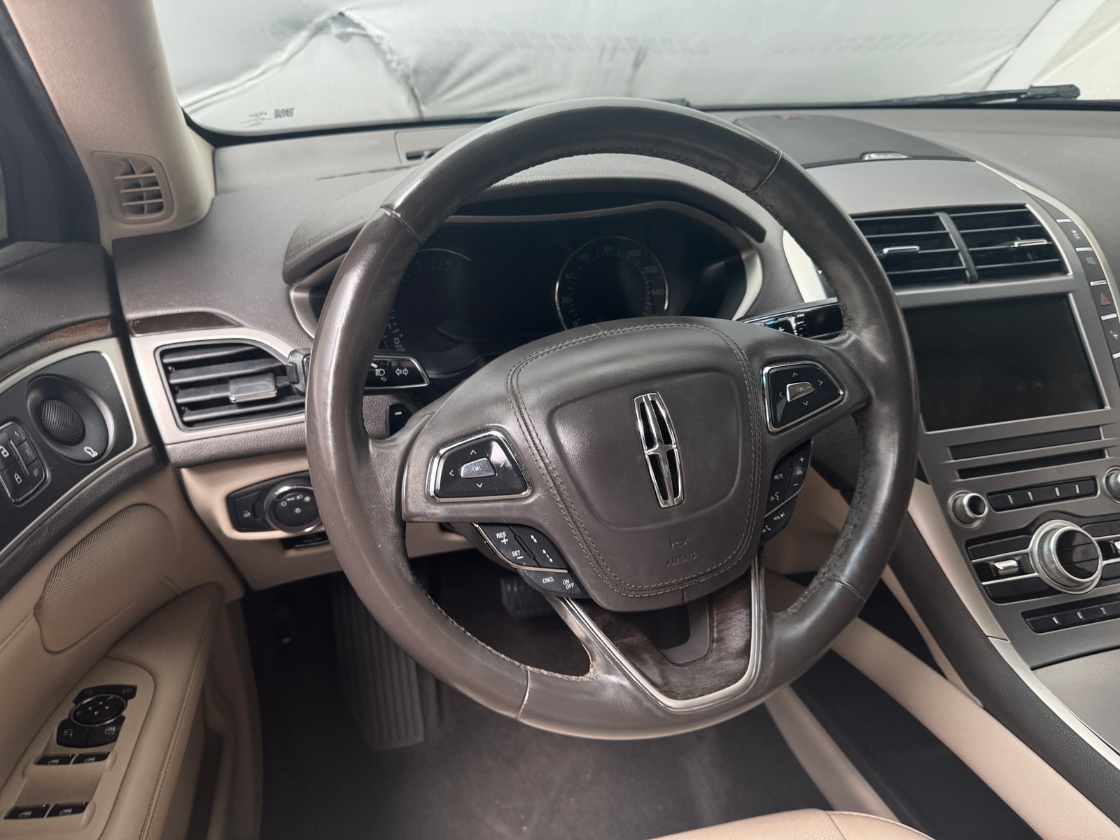 Thumbnail: 2018 Lincoln MKZ - 4