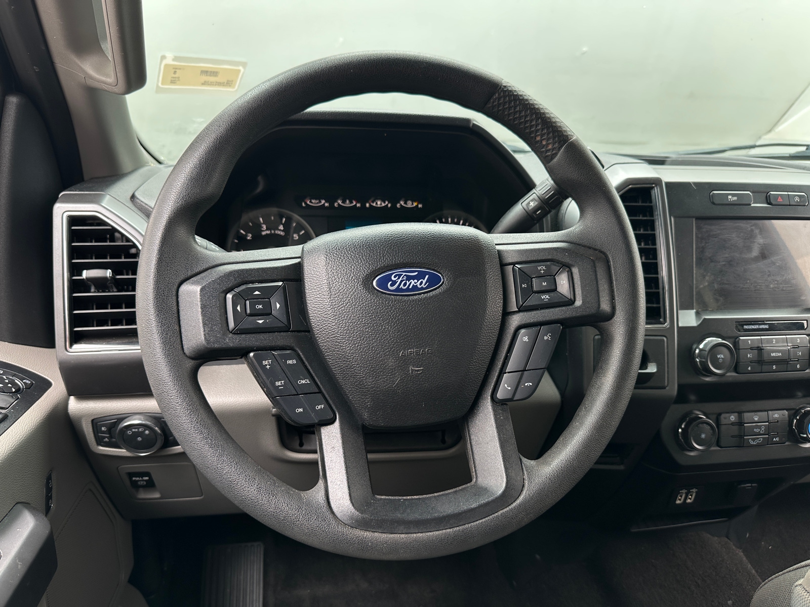 Thumbnail: 2020 Ford Econoline - 5