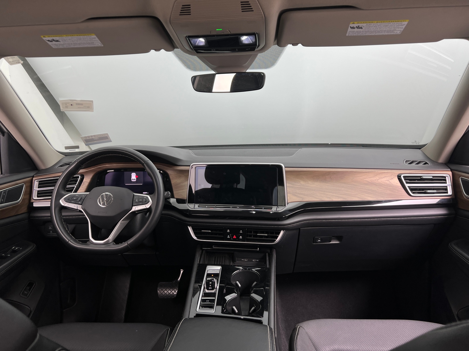 Thumbnail: 2025 Volkswagen Atlas - 2