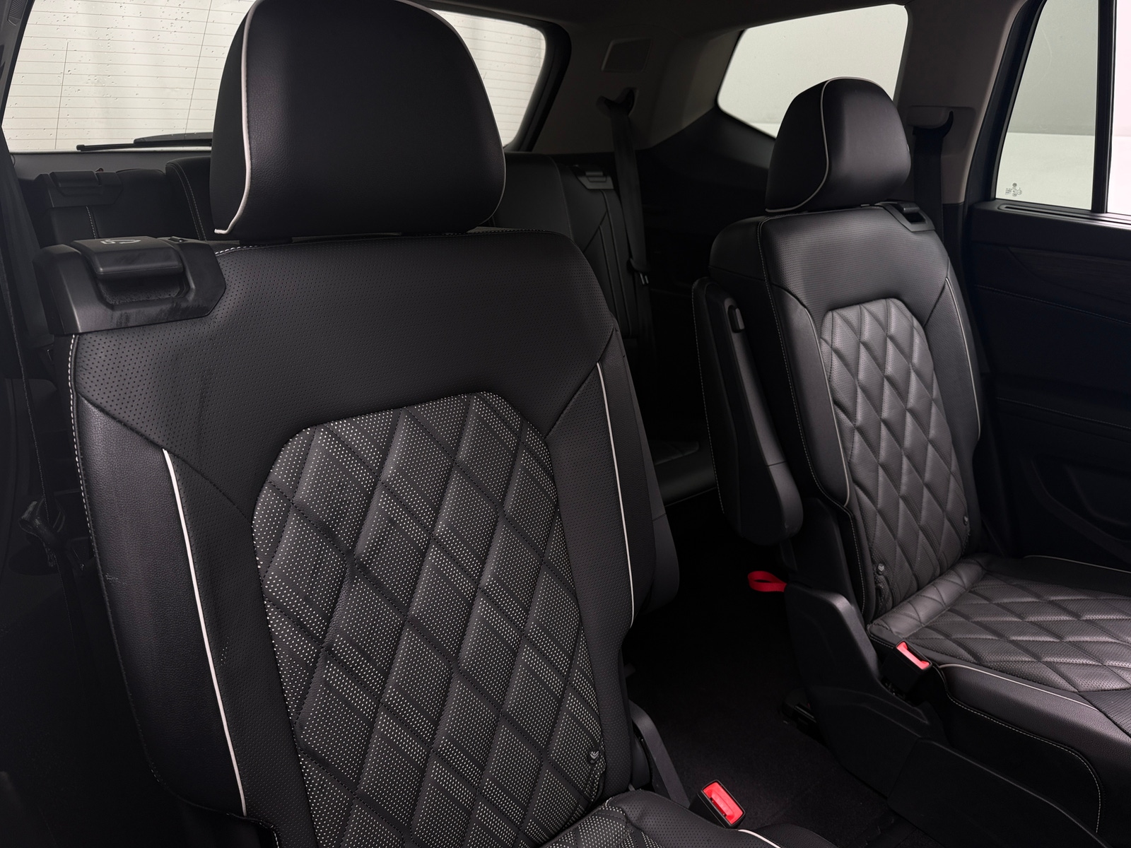 Thumbnail: 2024 Volkswagen Atlas - 6