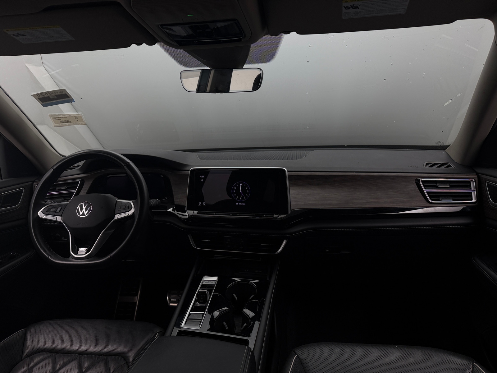Thumbnail: 2024 Volkswagen Atlas - 3