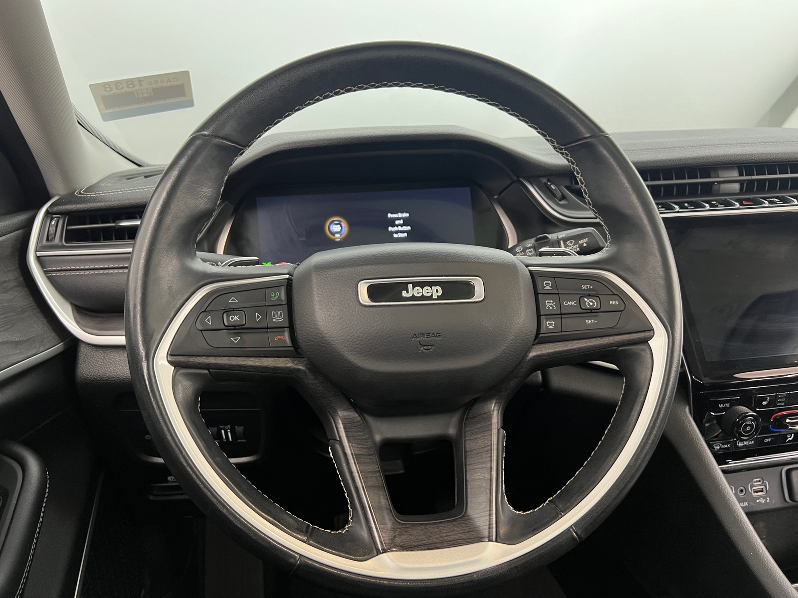 Thumbnail: 2021 Jeep Grand Cherokee L - 4