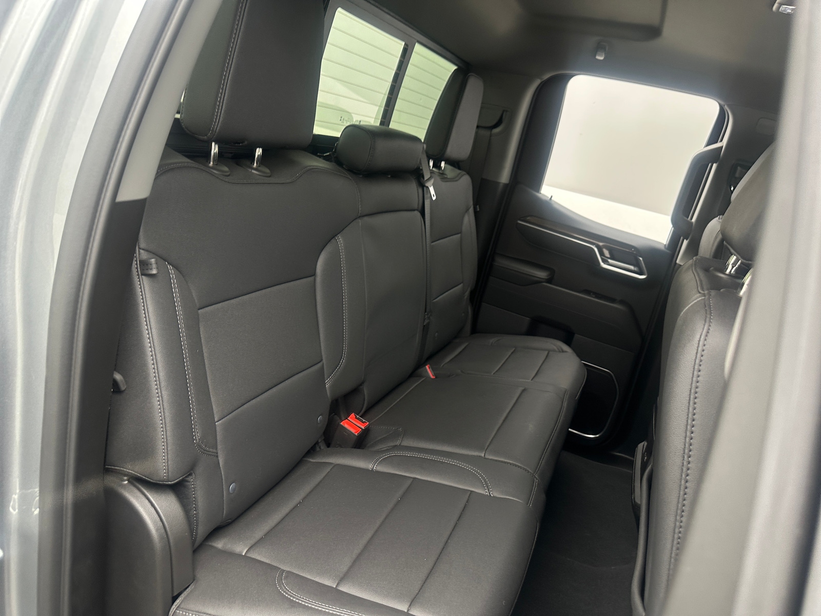 Thumbnail: 2026 Chevrolet Silverado 1500 - 6