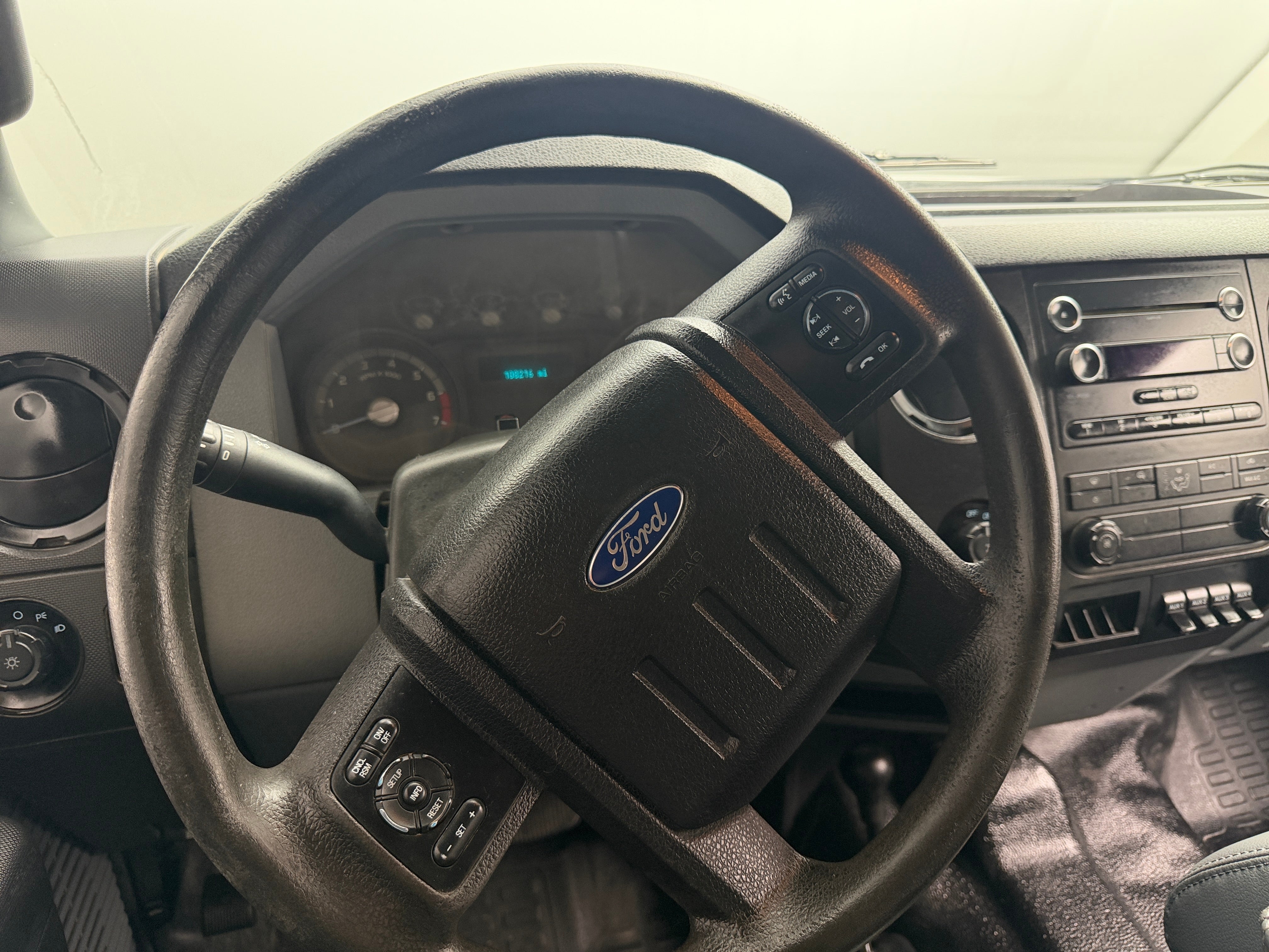 2015 Ford F-250 Super Duty XL - Photo 5