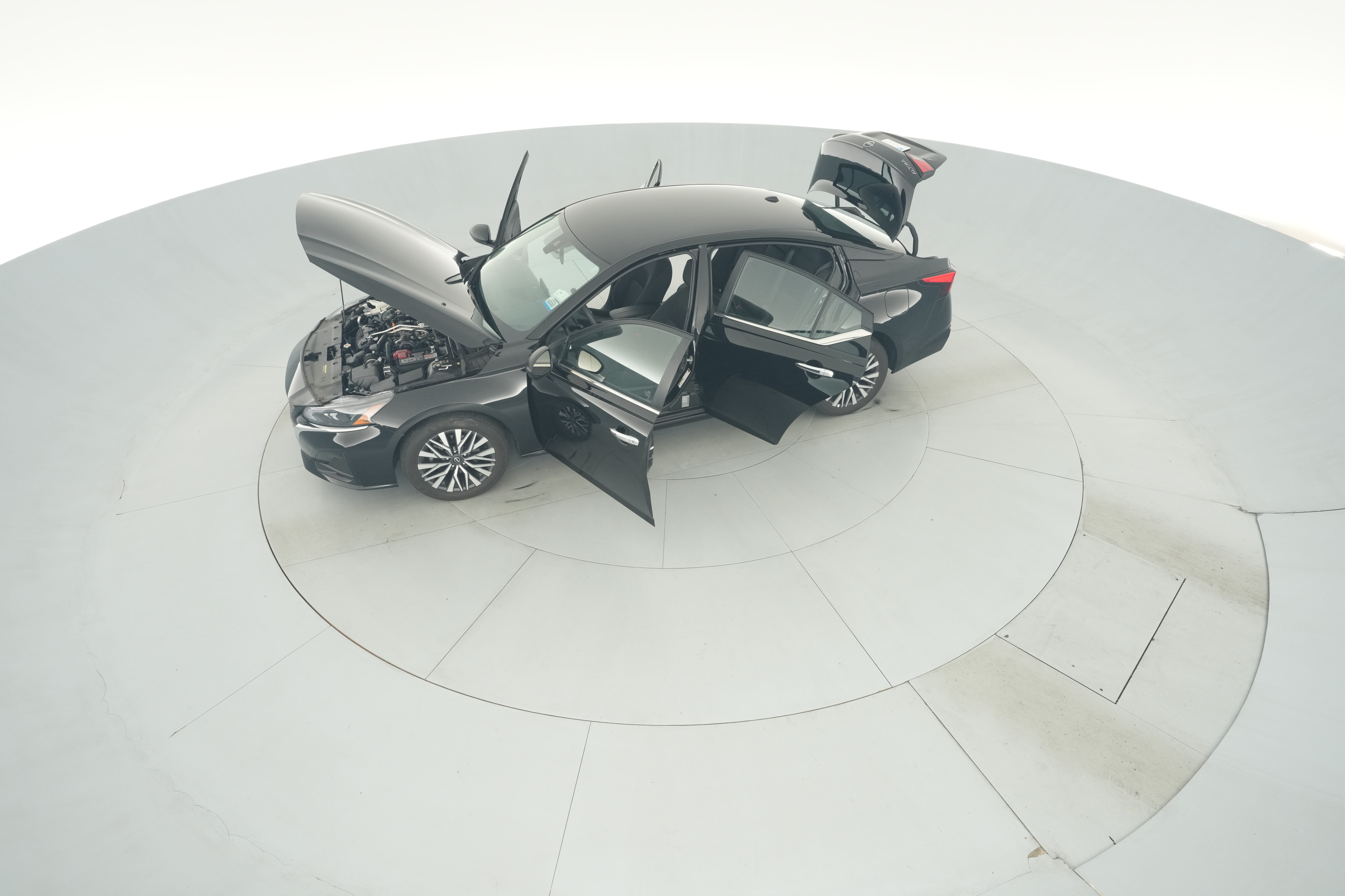 2025 Nissan Altima SV - Photo 42