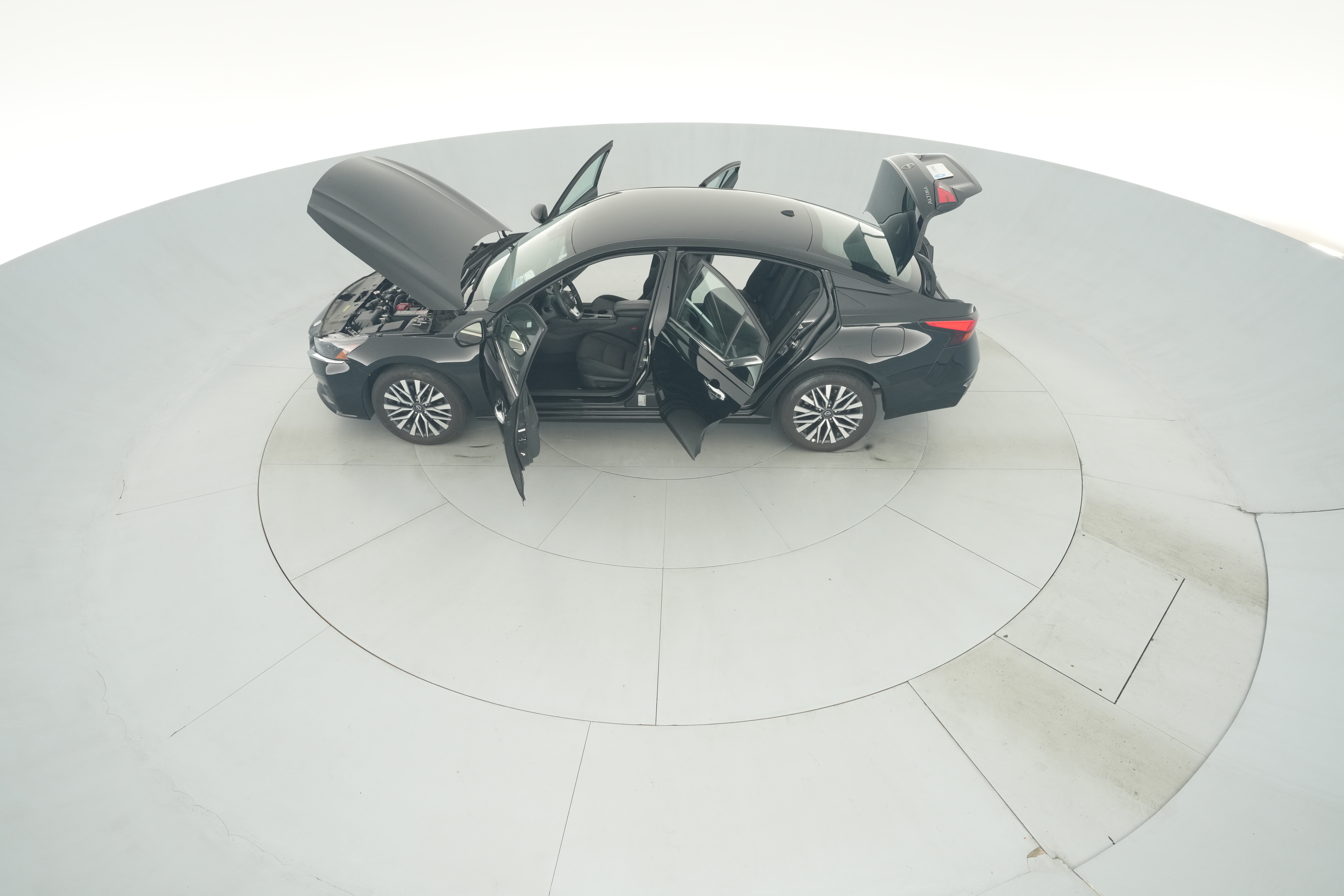 2025 Nissan Altima SV - Photo 43