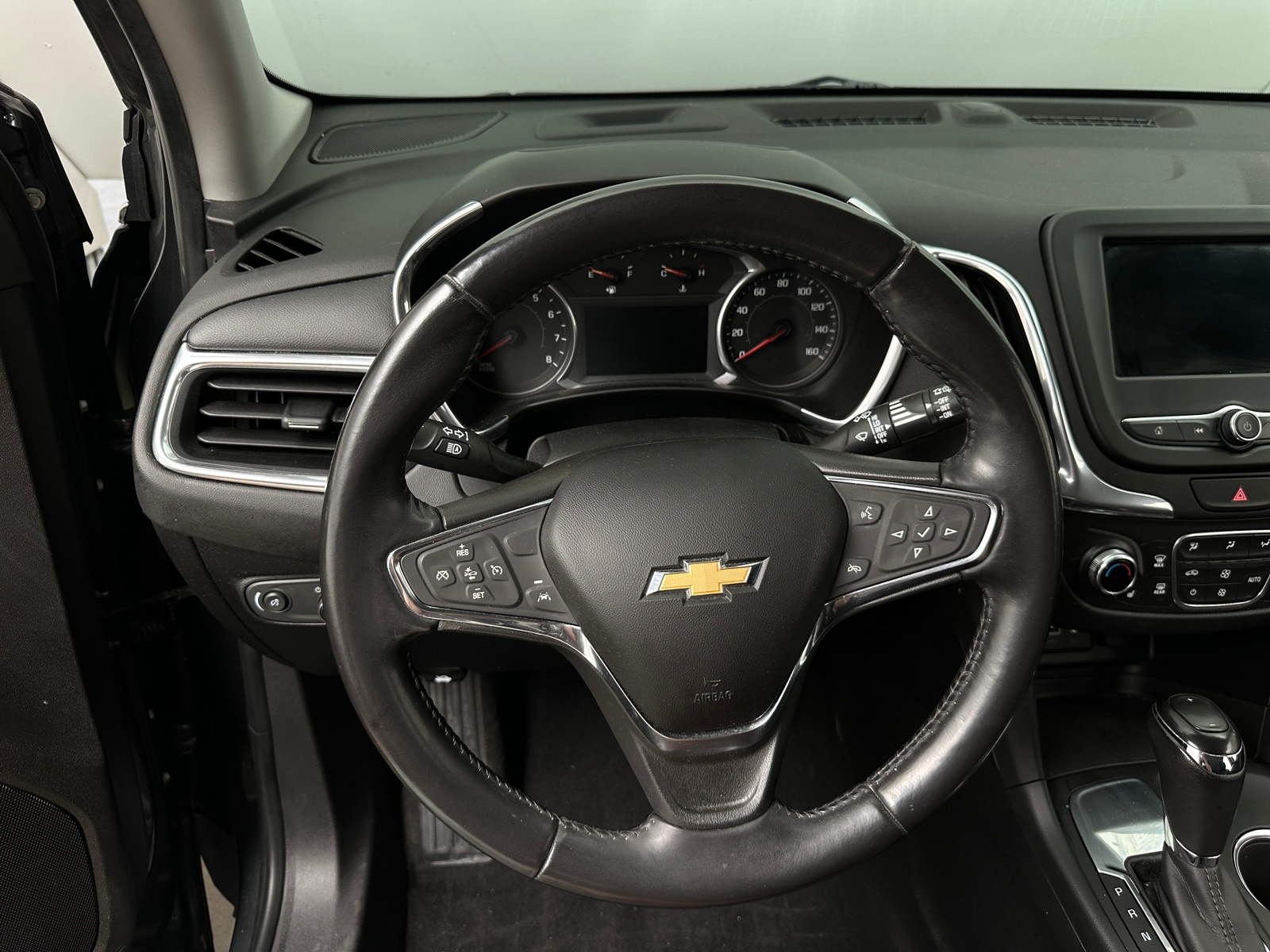 Thumbnail: 2019 Chevrolet Equinox - 5