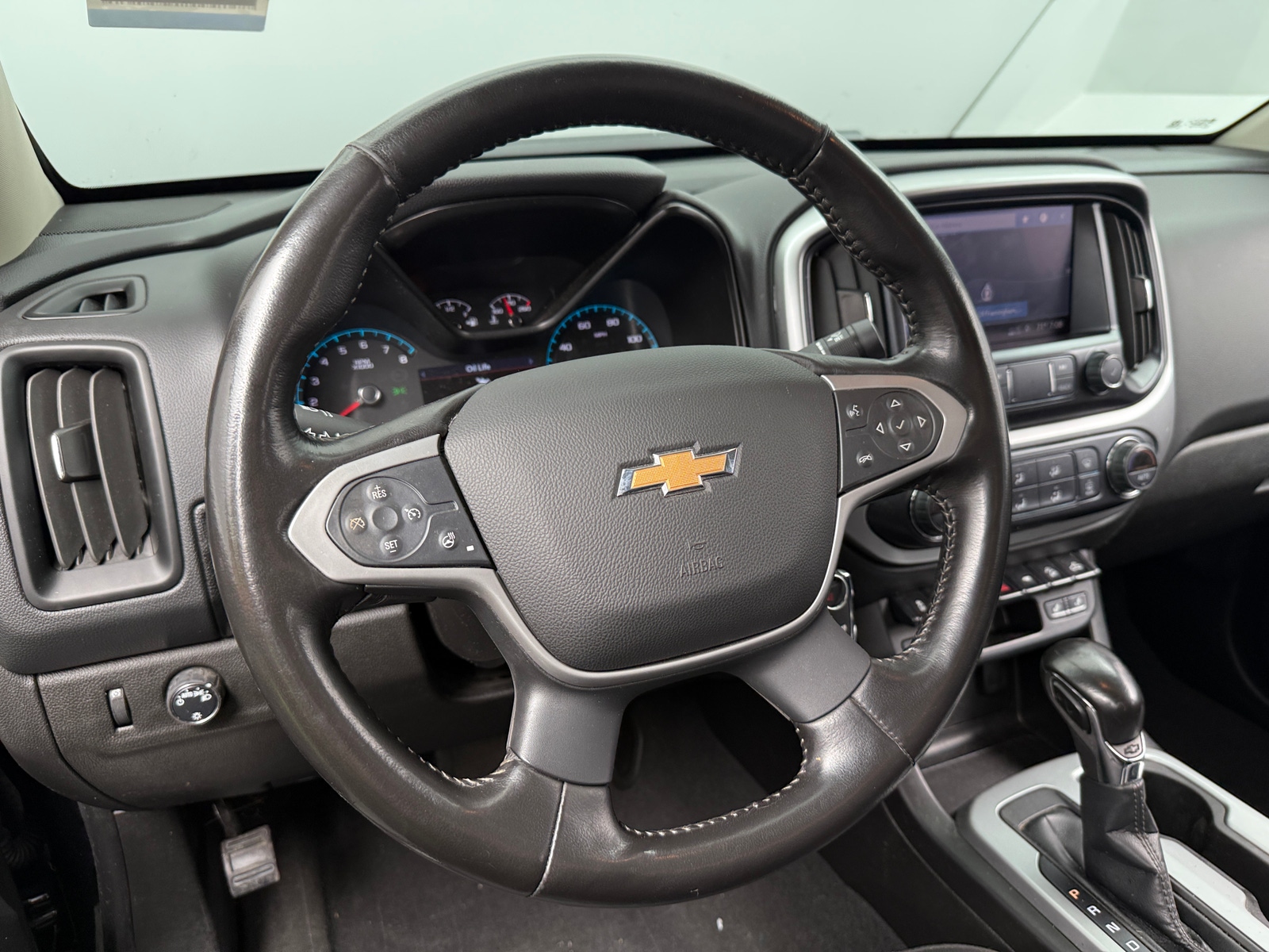 Thumbnail: 2022 Chevrolet Colorado - 4