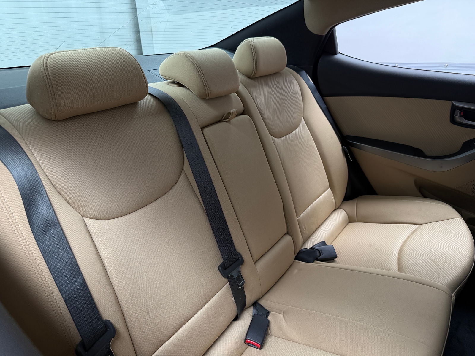 Thumbnail: 2012 Hyundai Elantra - 6