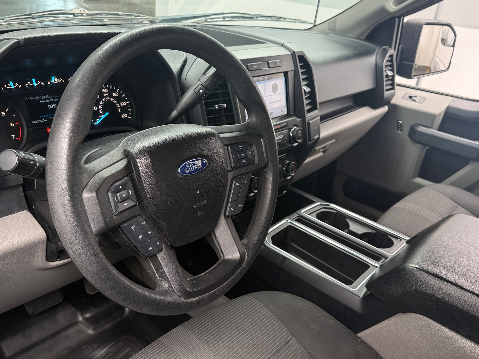 Thumbnail: 2018 Ford Econoline - 3