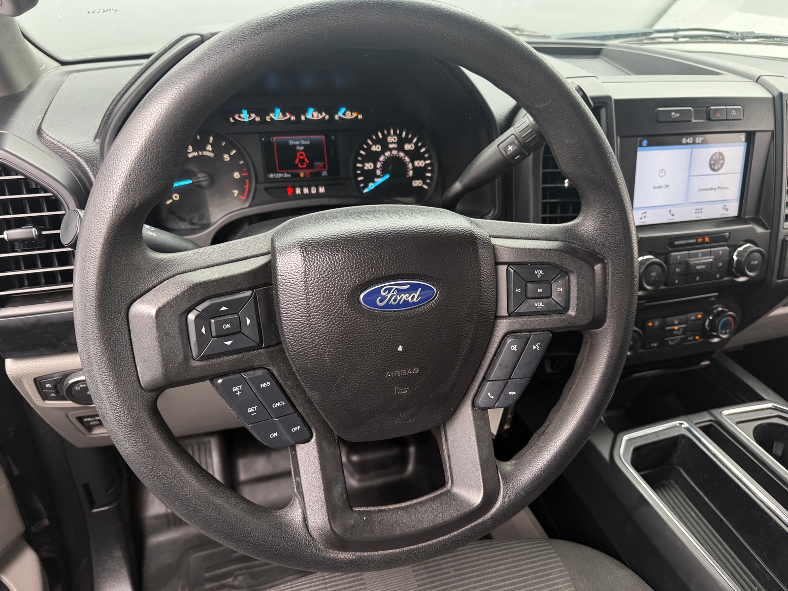 Thumbnail: 2018 Ford Econoline - 4