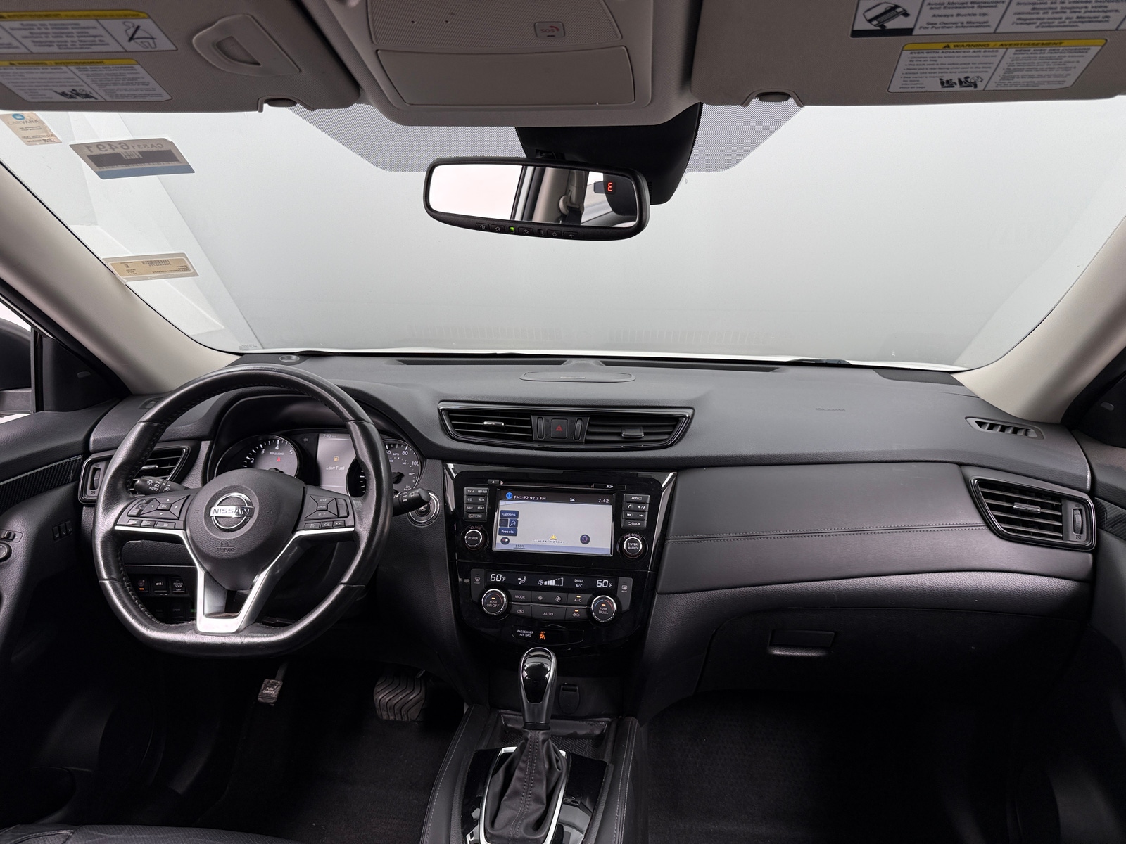 Thumbnail: 2017 Nissan Rogue - 2