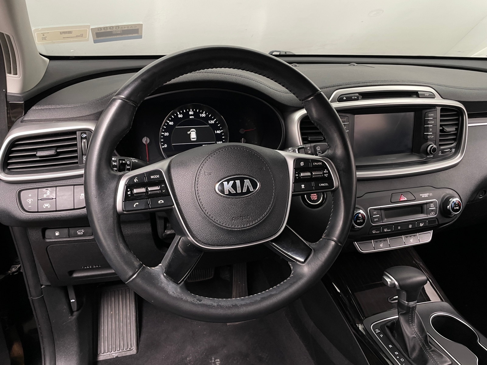 Thumbnail: 2019 Kia Sorento - 4