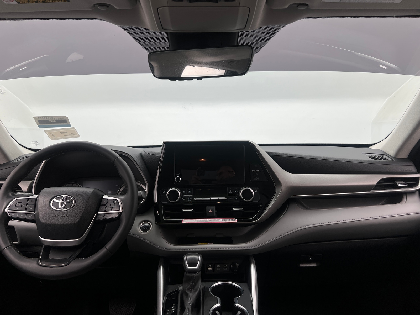 Thumbnail: 2024 Toyota Highlander - 2