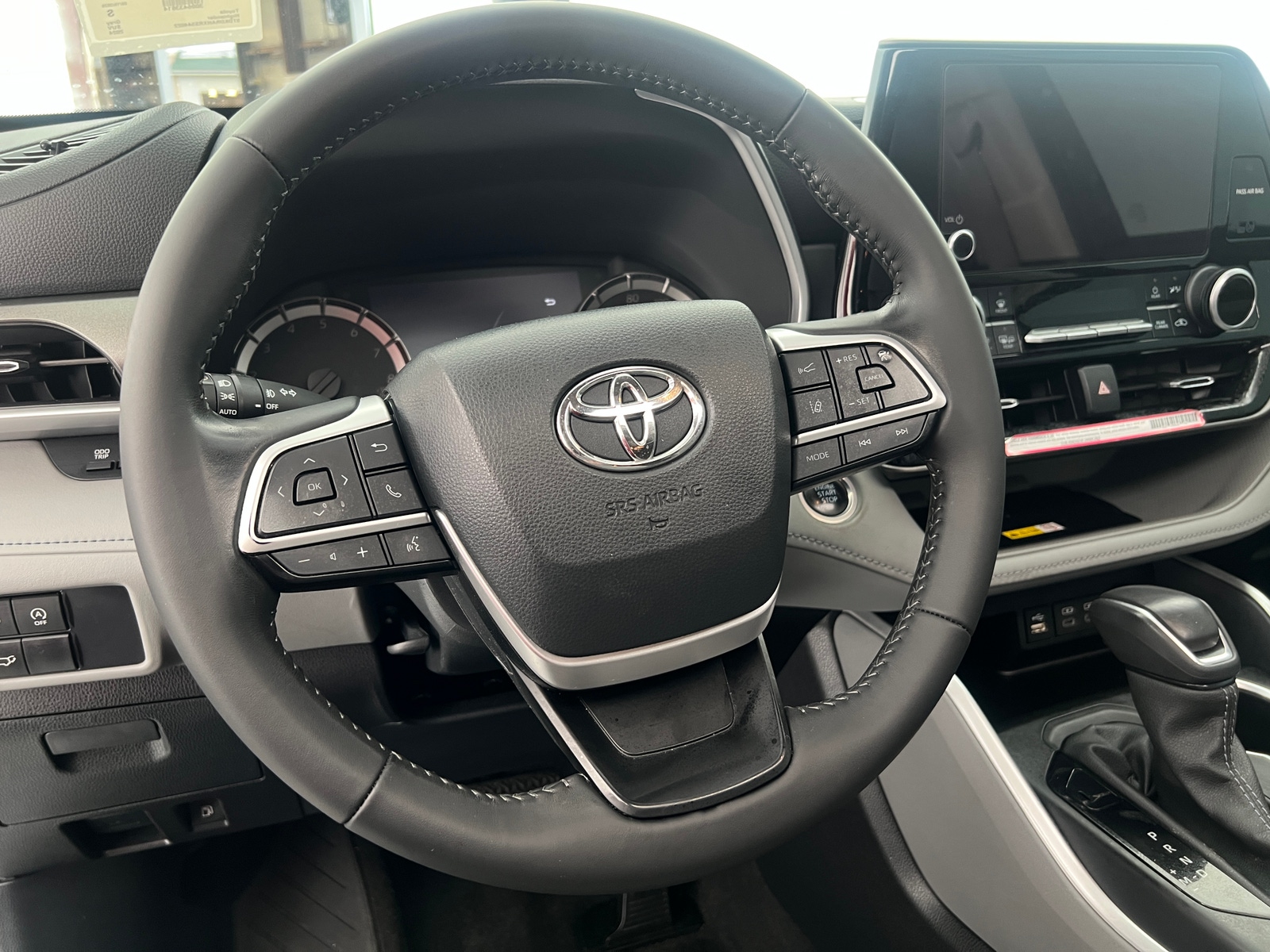 Thumbnail: 2024 Toyota Highlander - 4