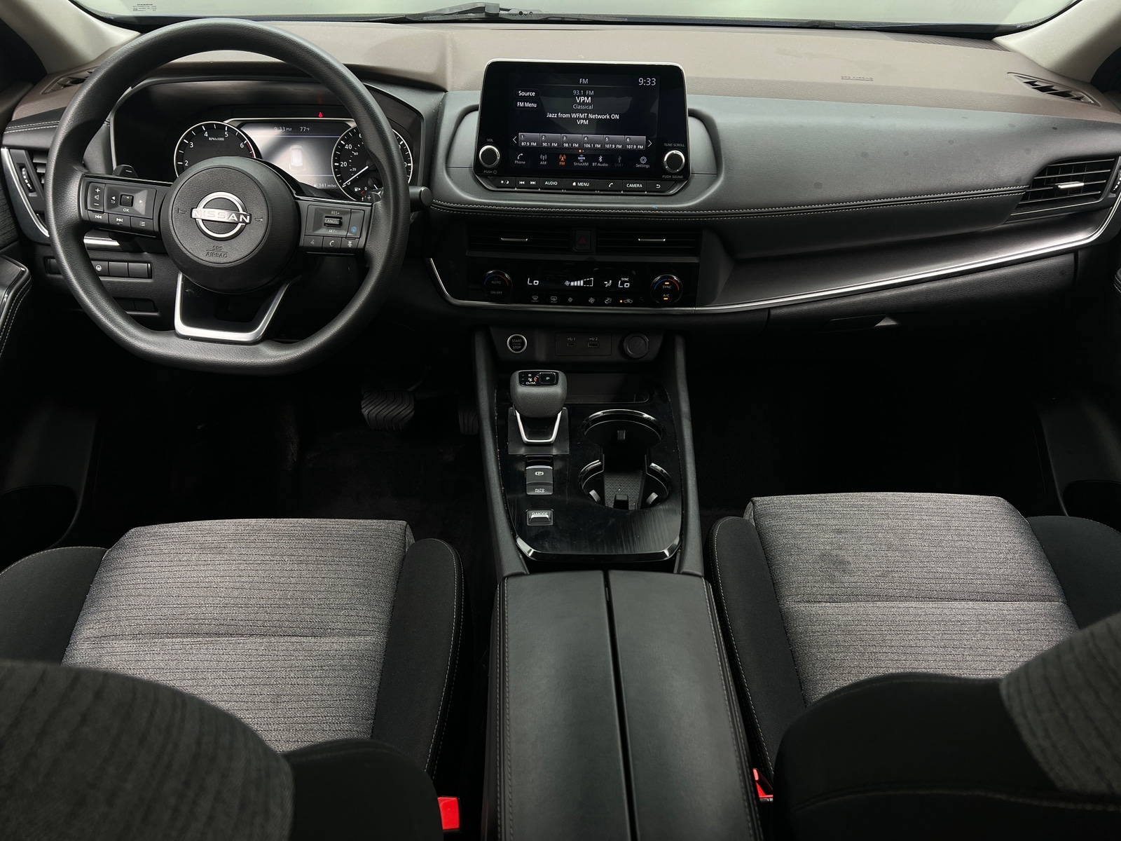 Thumbnail: 2023 Nissan Rogue - 3