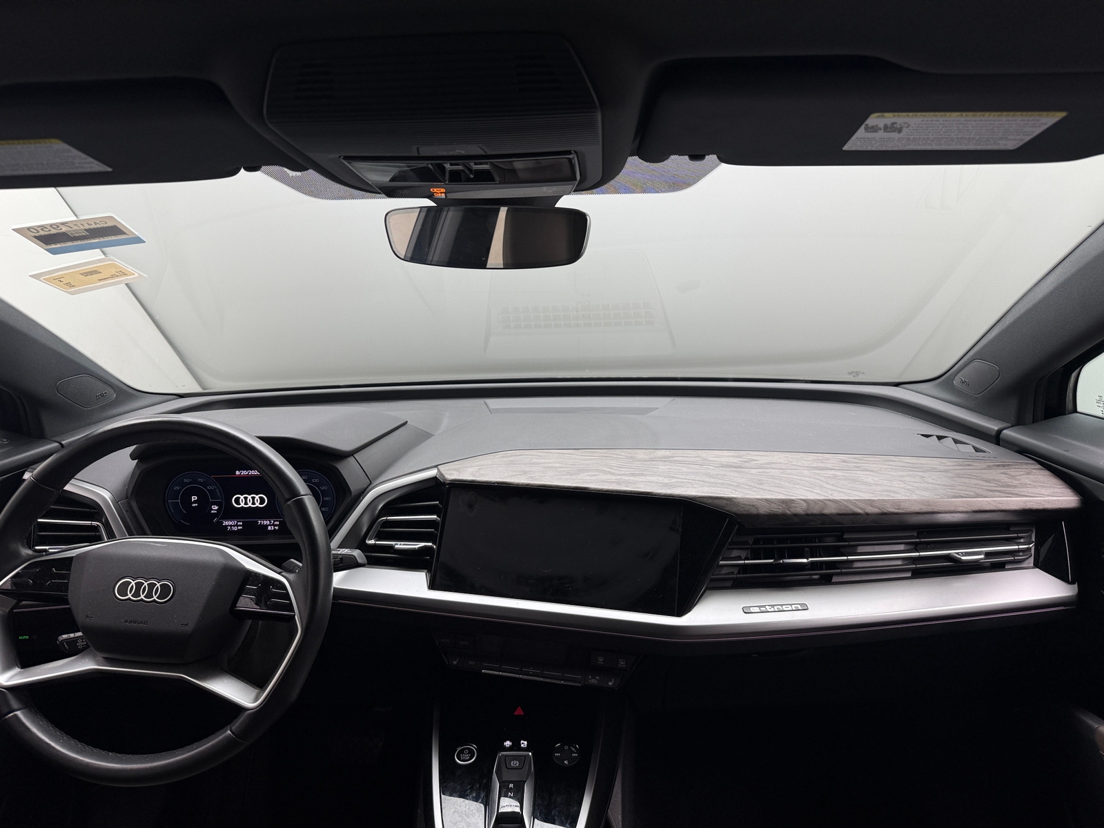 Thumbnail: 2023 Audi Q4 e-tron - 2