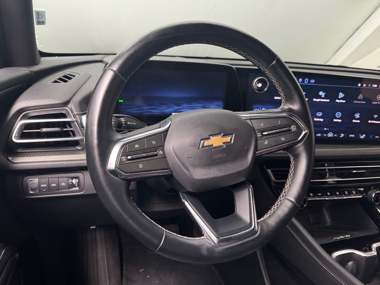 Thumbnail: 2025 Chevrolet Traverse - 4