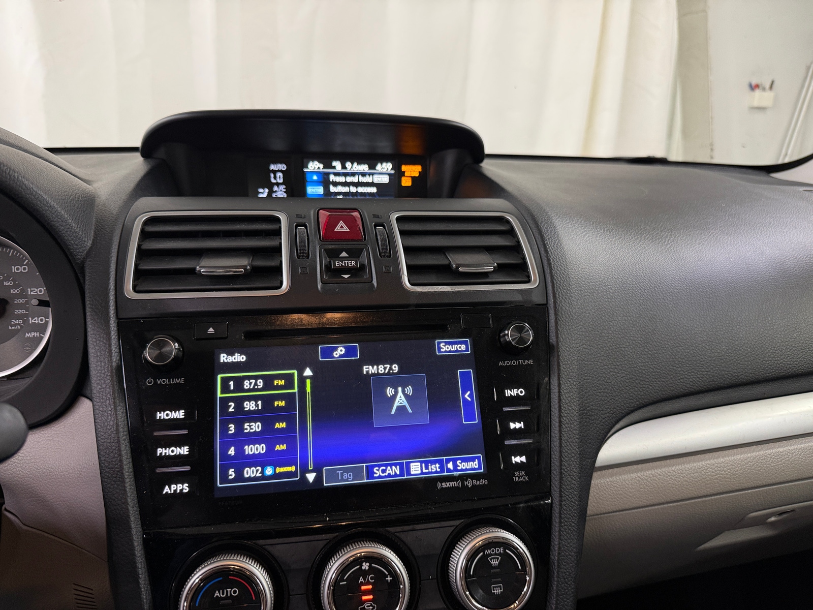 Thumbnail: 2017 Subaru Forester - 4