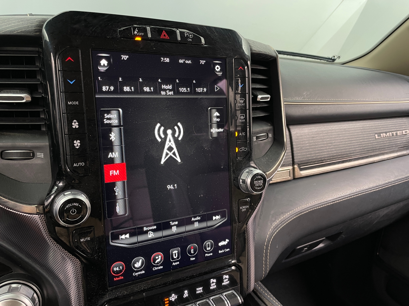 Thumbnail: 2019 RAM 1500 - 3