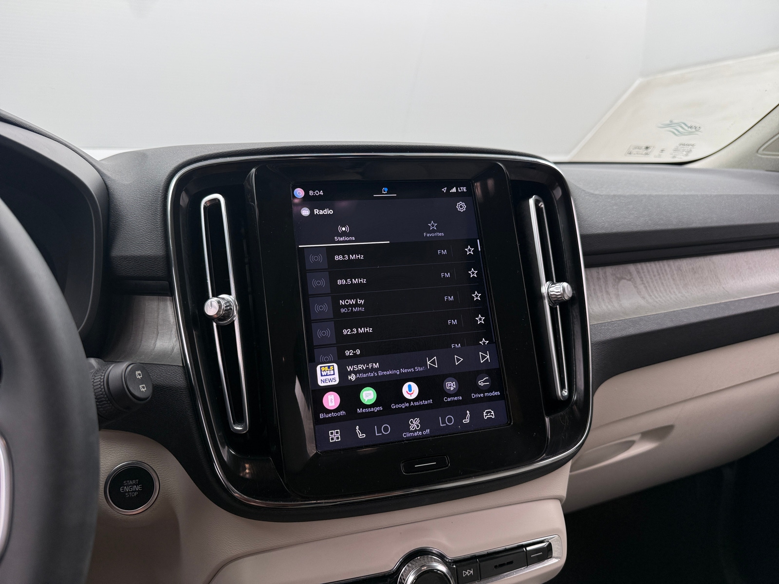 Thumbnail: 2024 Volvo XC40 - 3