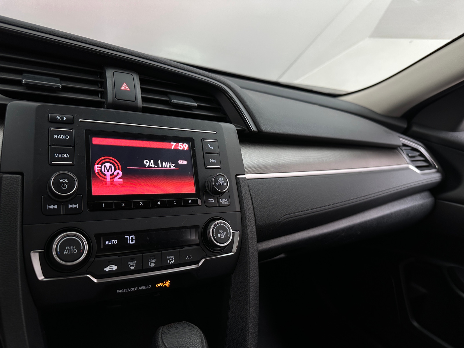Thumbnail: 2019 Honda Civic - 4